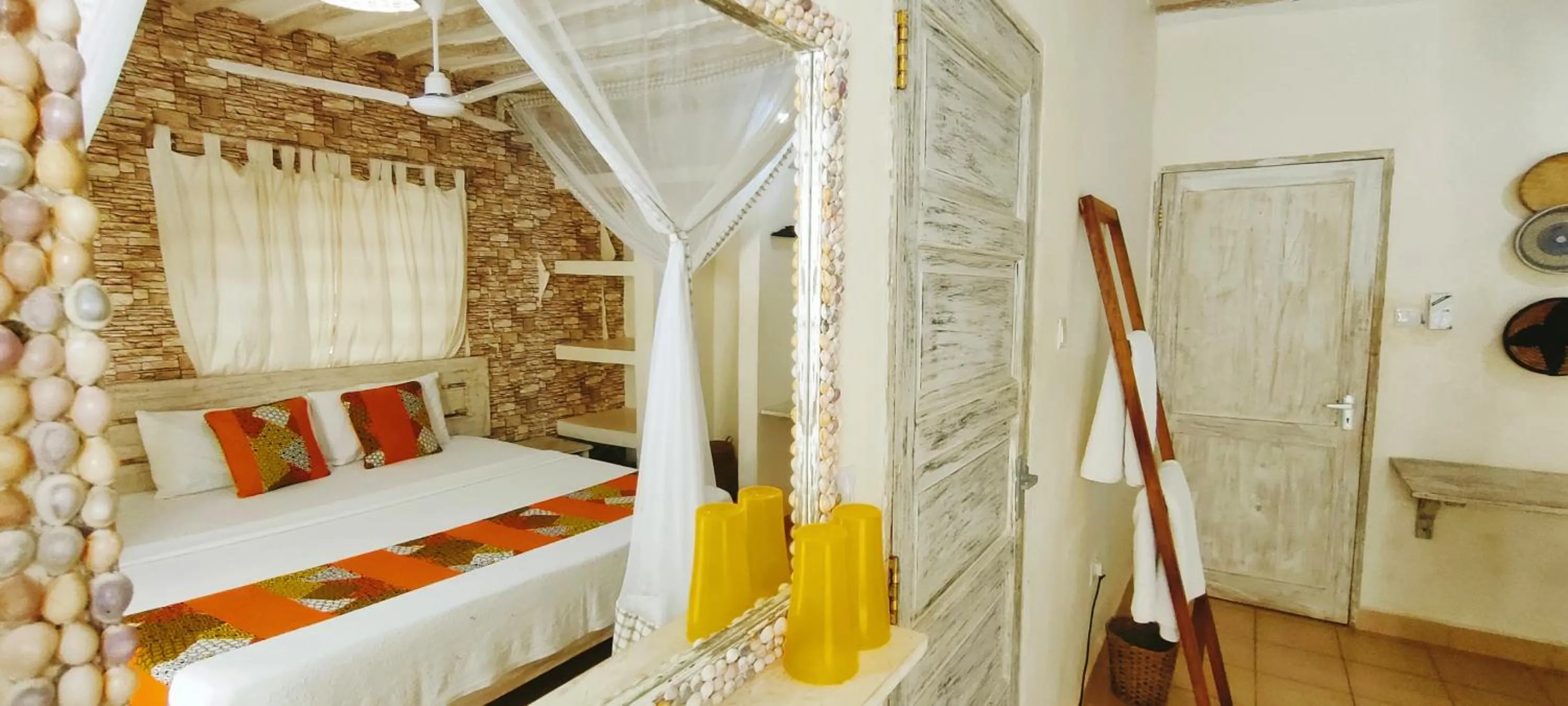 Bed in Upani in Diani