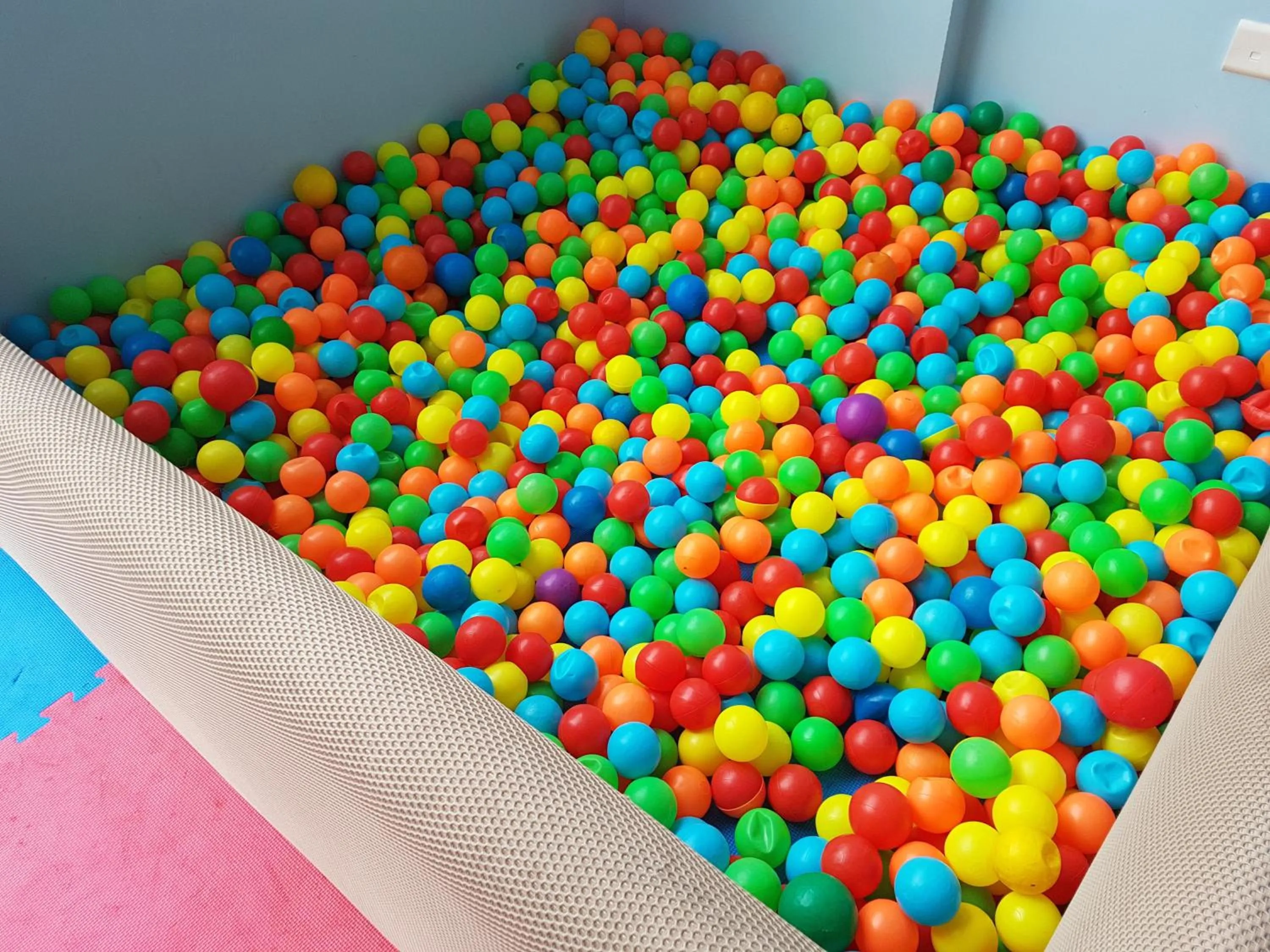 Kids's club in Travellerinn Serviced Apartment