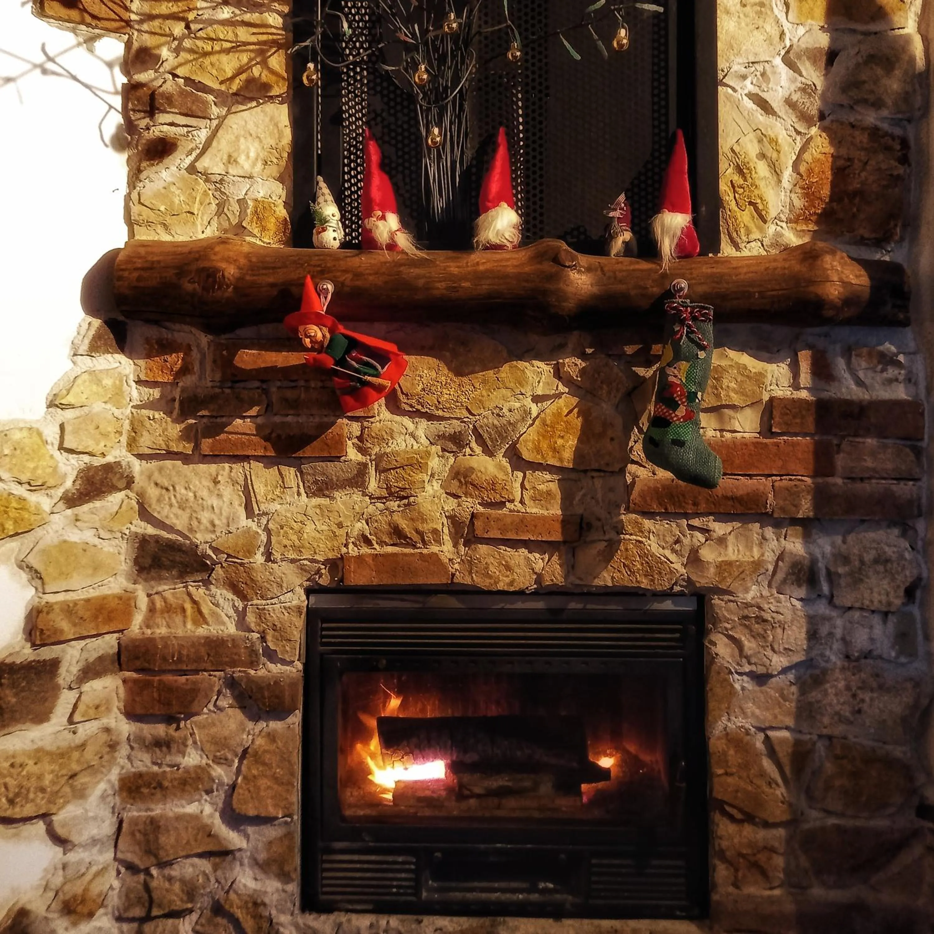 fireplace in Agriturismo Adriano Pedretti