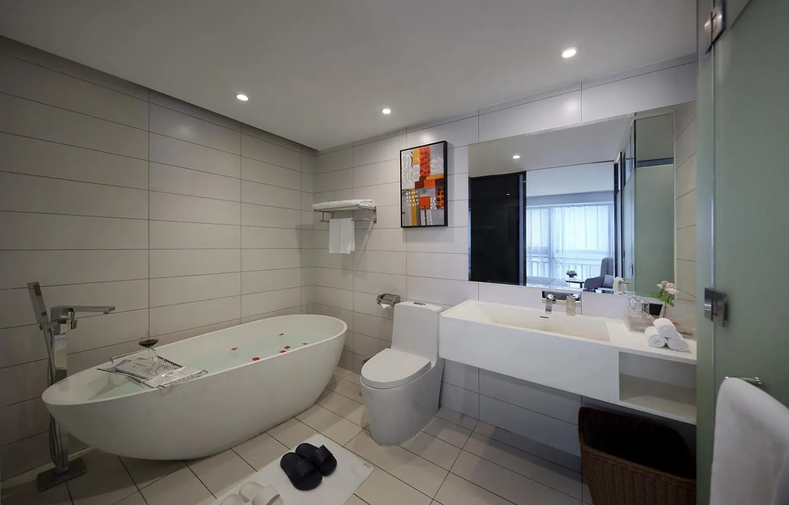 Bathroom in Hongdu Hotel