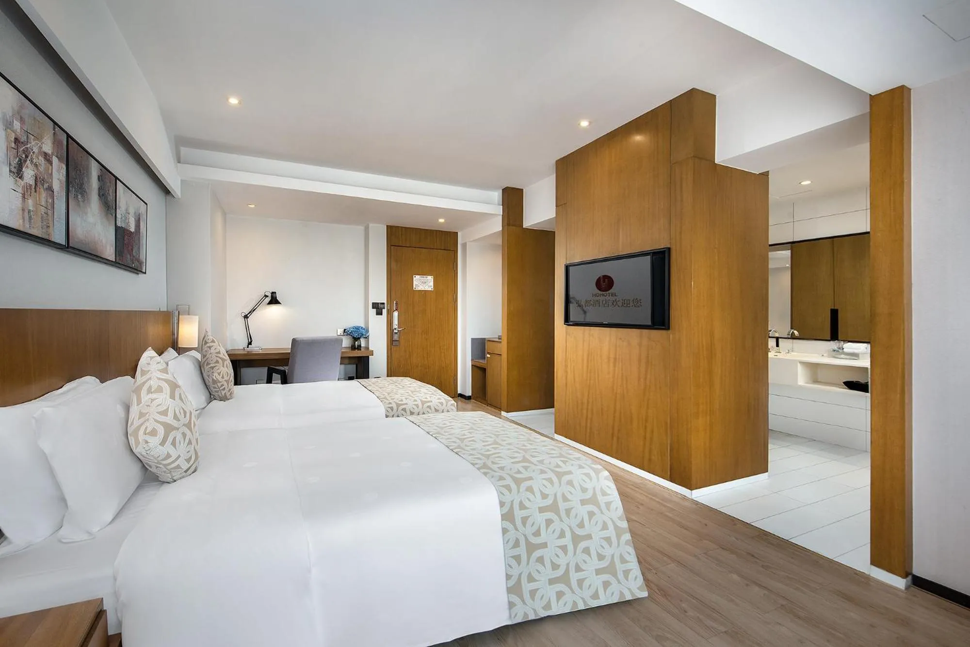 Photo of the whole room, Bed in Hongdu Hotel