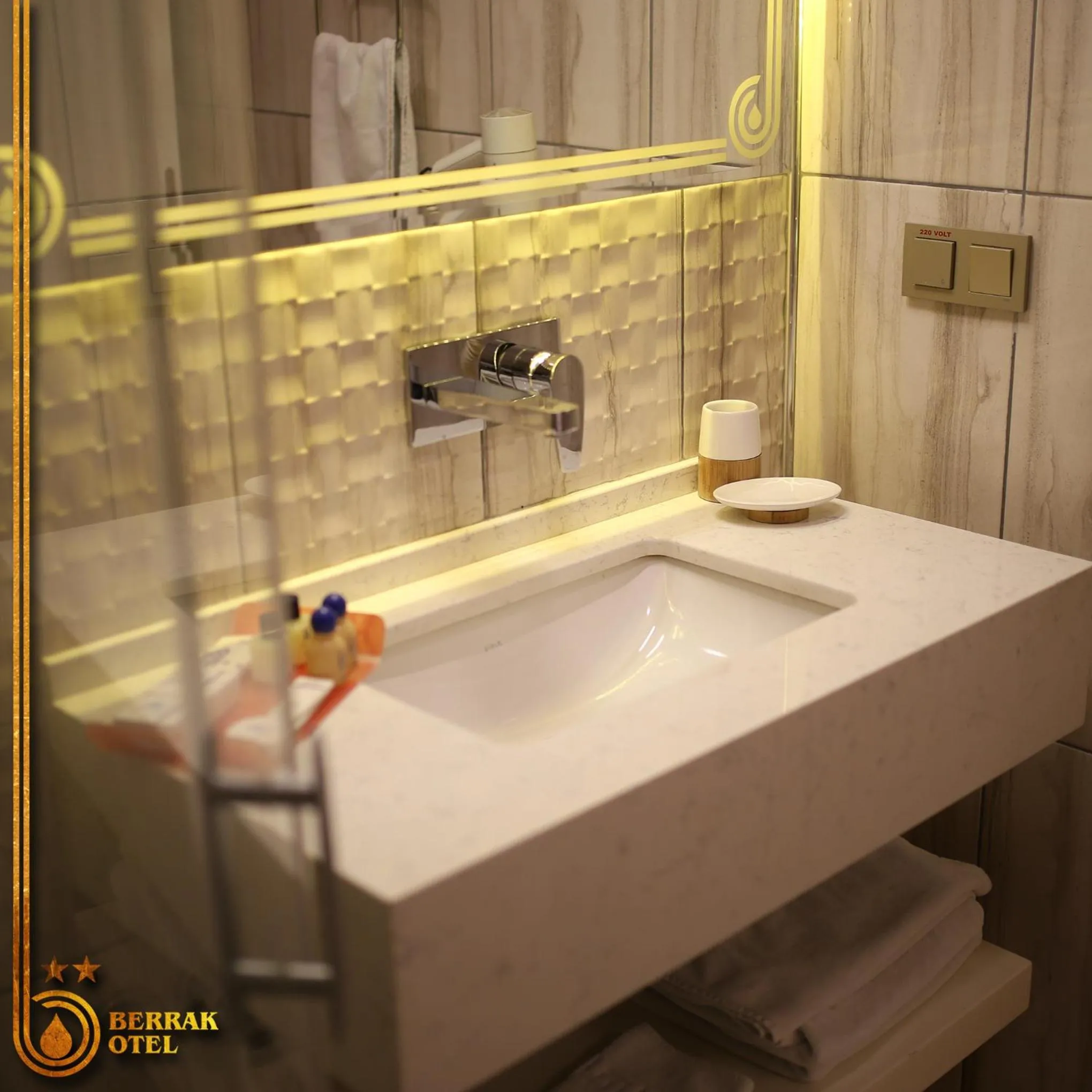 Bathroom in Berrak Otel