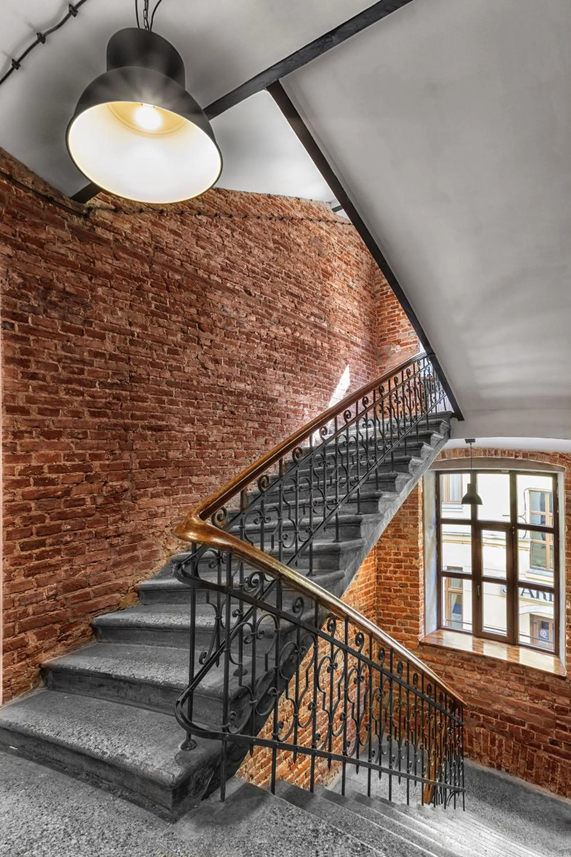 Area and facilities in Cinema Rooms - Piotrkowska