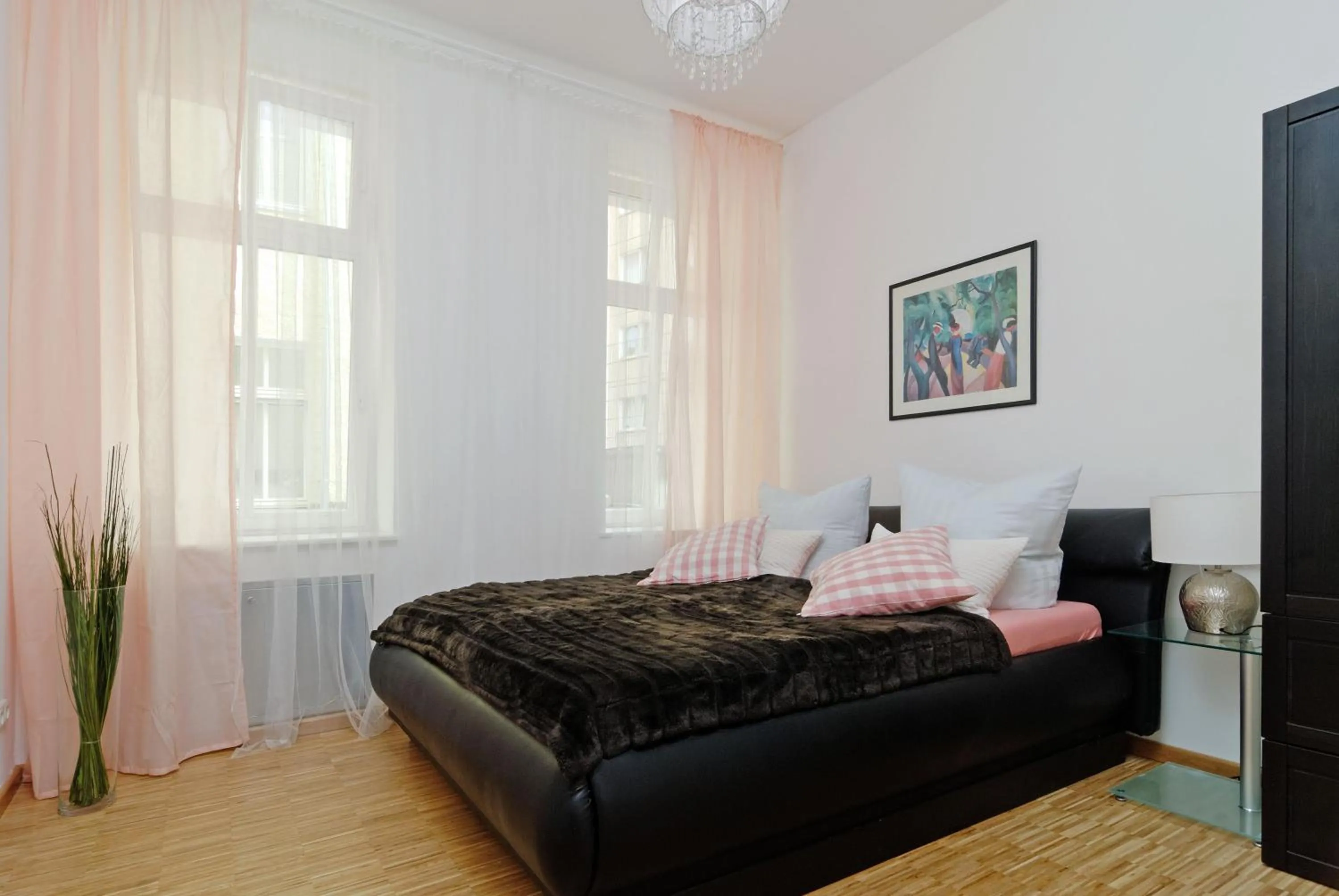 Day in Grand Central Mitte Apartment