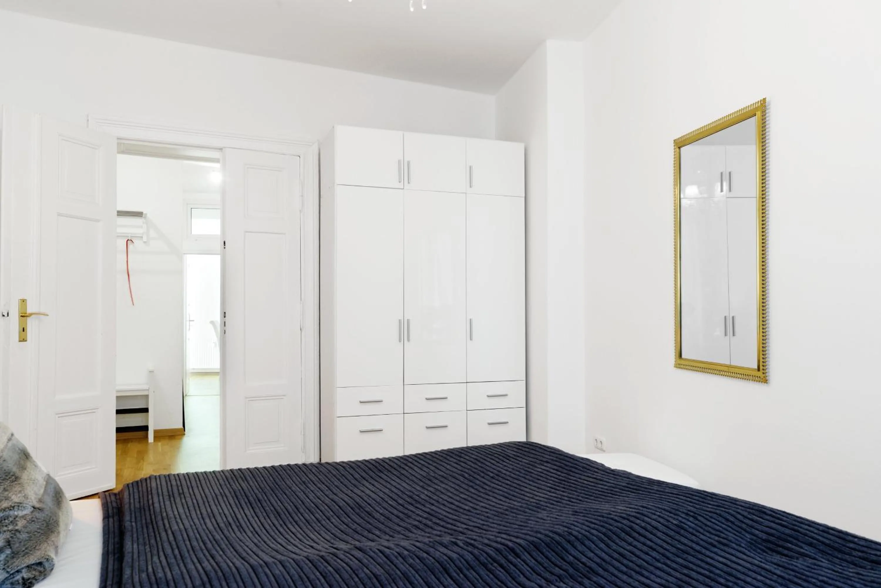 wardrobe, Bed in Grand Central Mitte Apartment