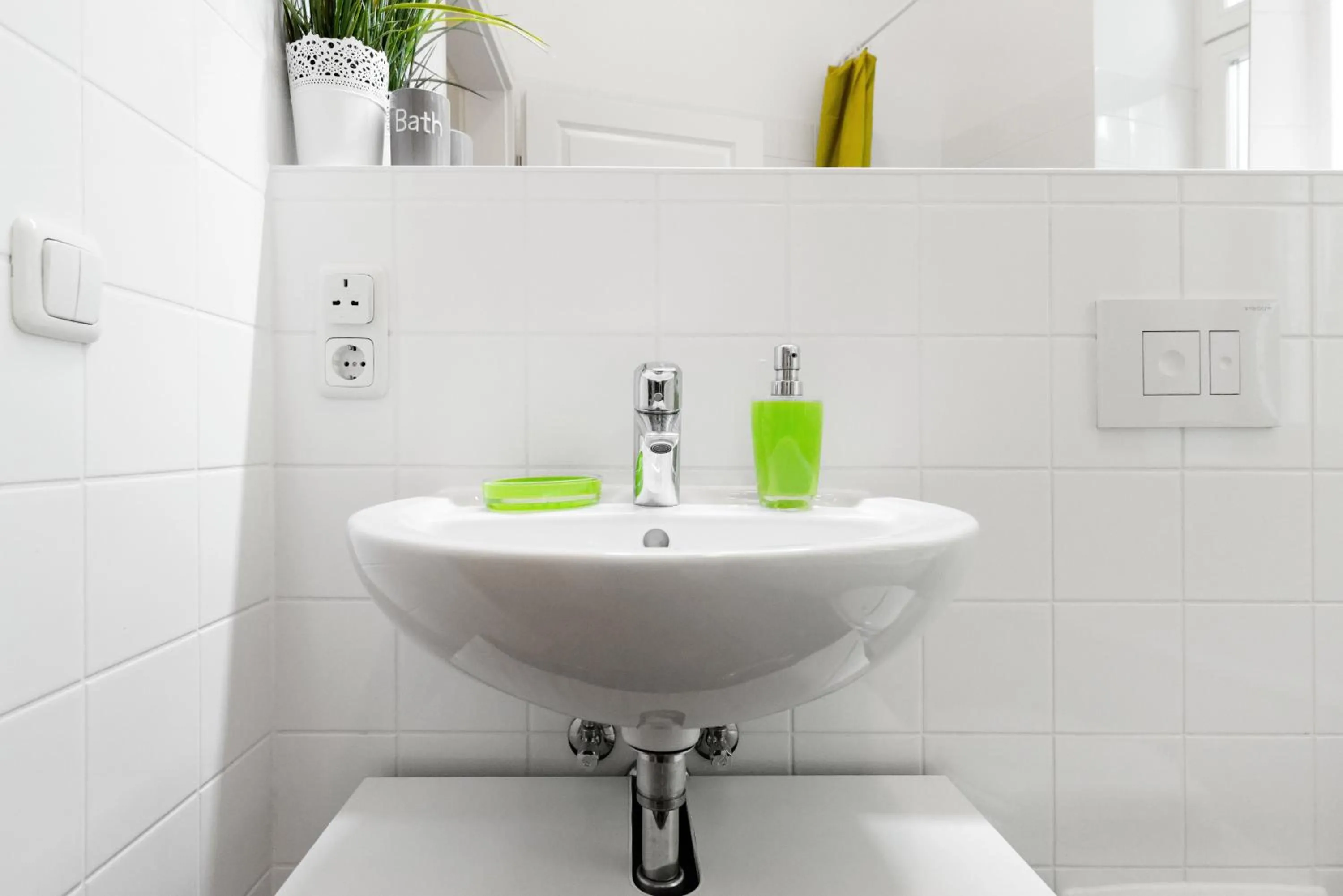 Bathroom in Grand Central Mitte Apartment