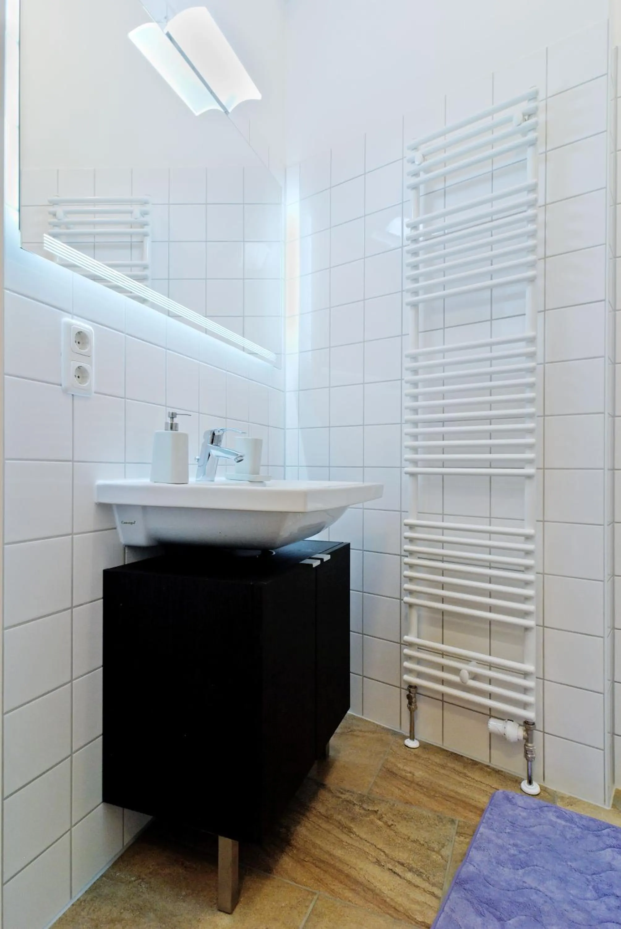 Toilet in Grand Central Mitte Apartment