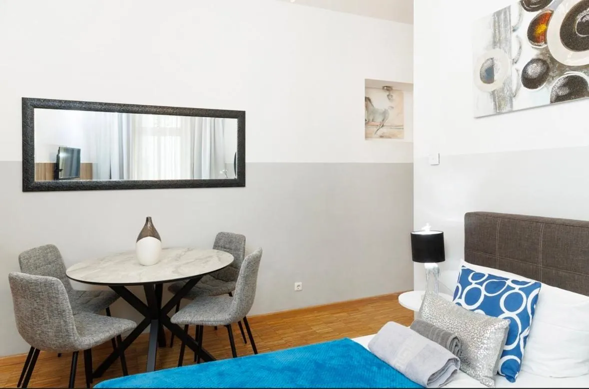 Grand Central Mitte Apartment