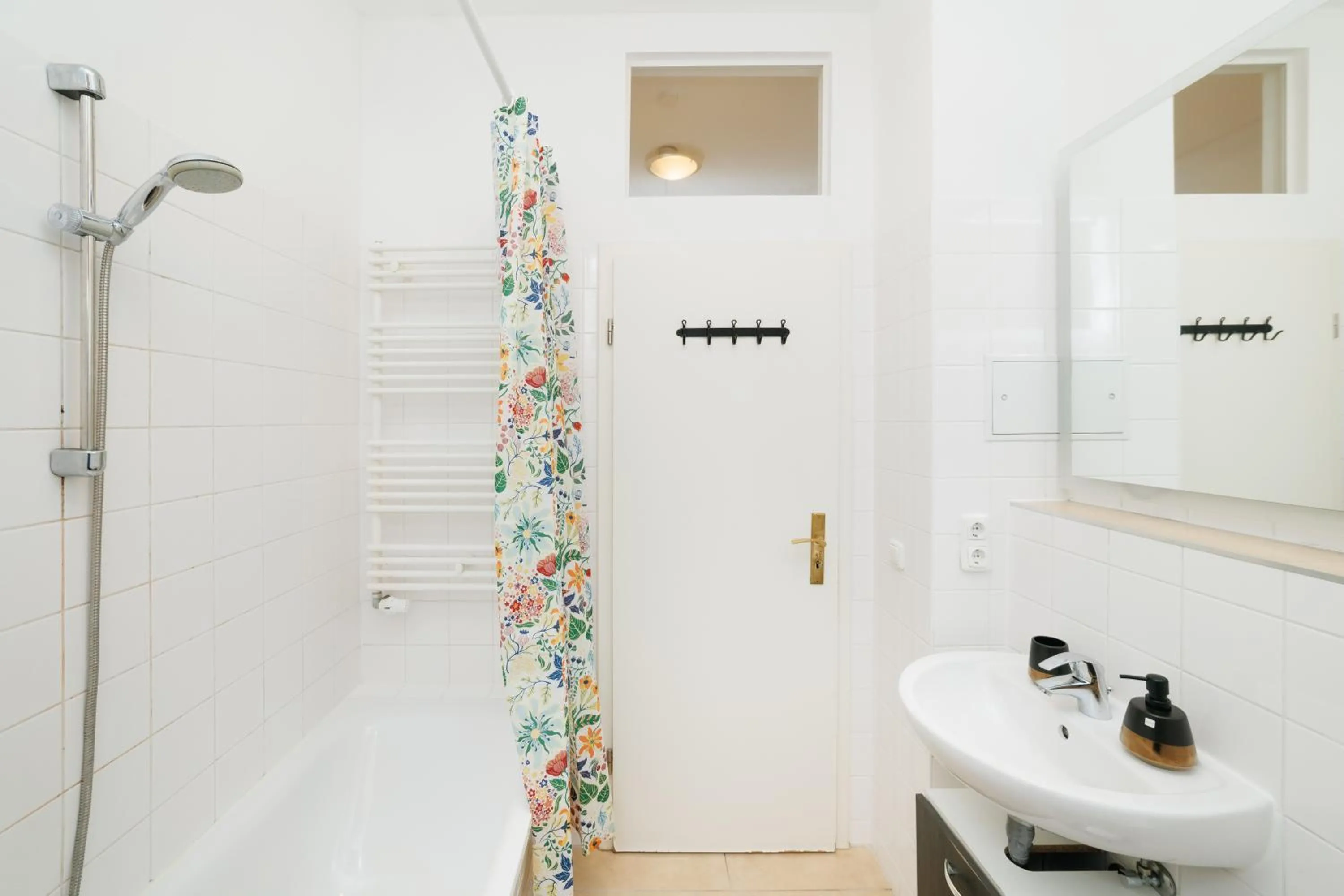 Bathroom in Grand Central Mitte Apartment