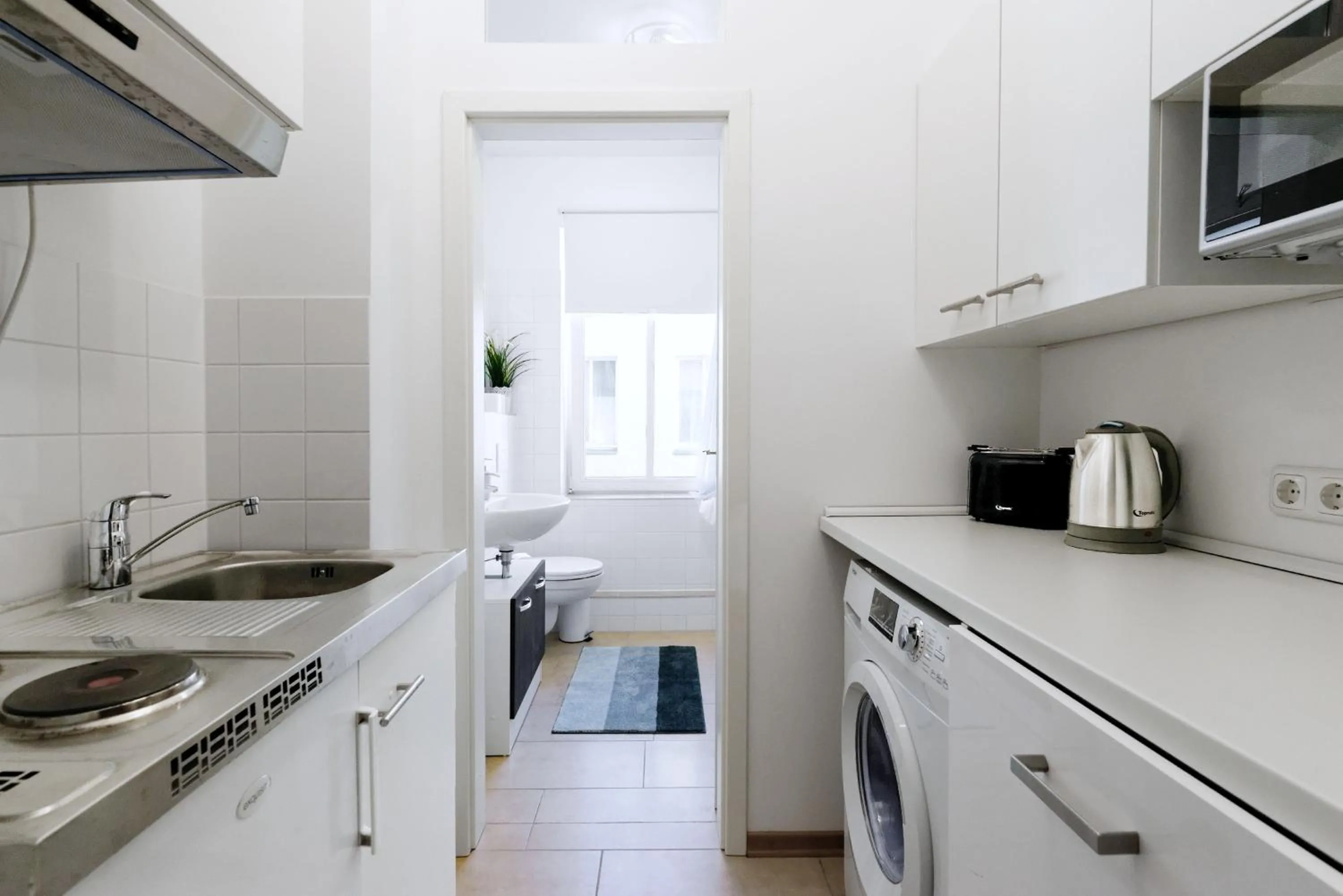 Coffee/tea facilities in Grand Central Mitte Apartment