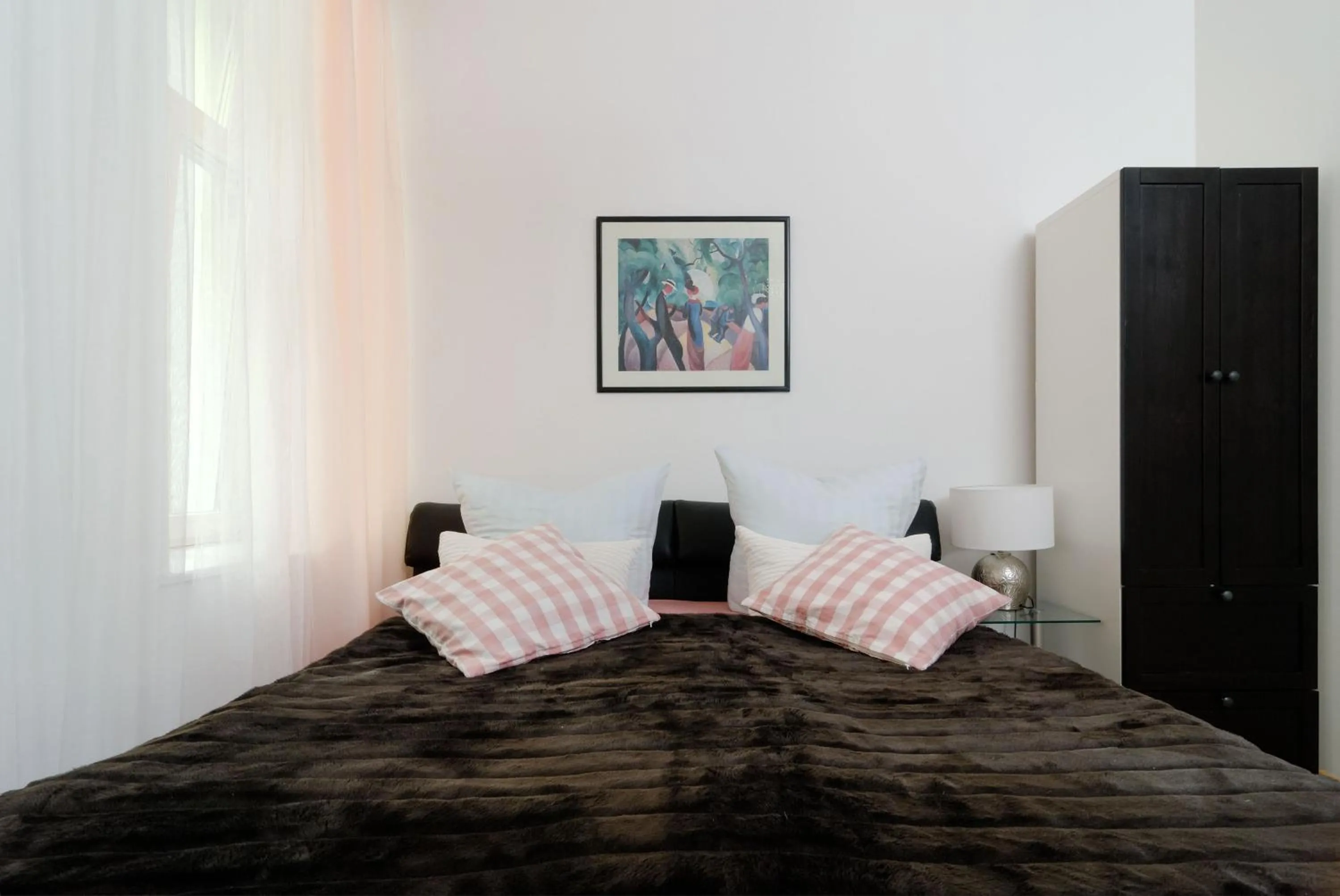 Photo of the whole room, Bed in Grand Central Mitte Apartment