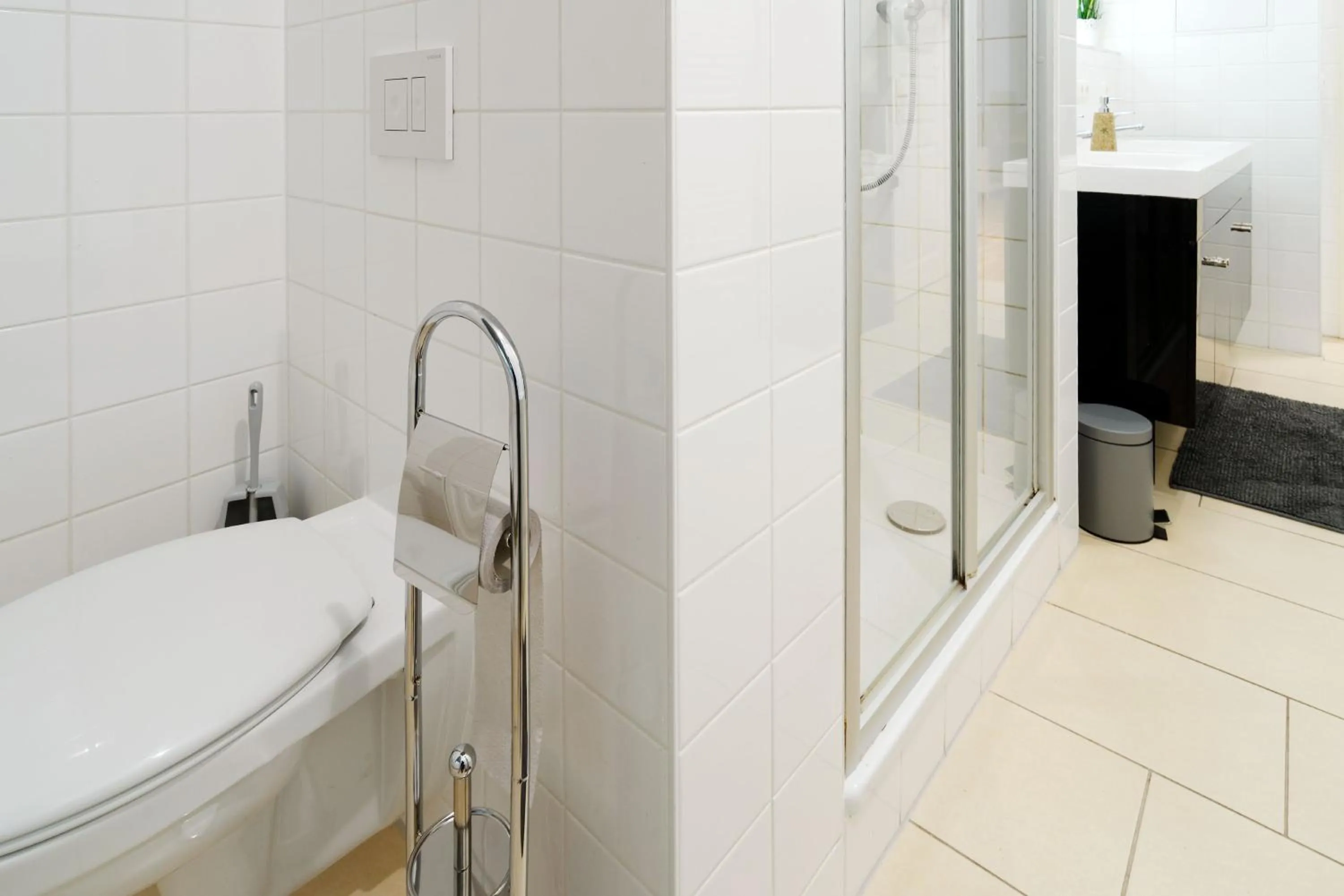 Bathroom in Grand Central Mitte Apartment