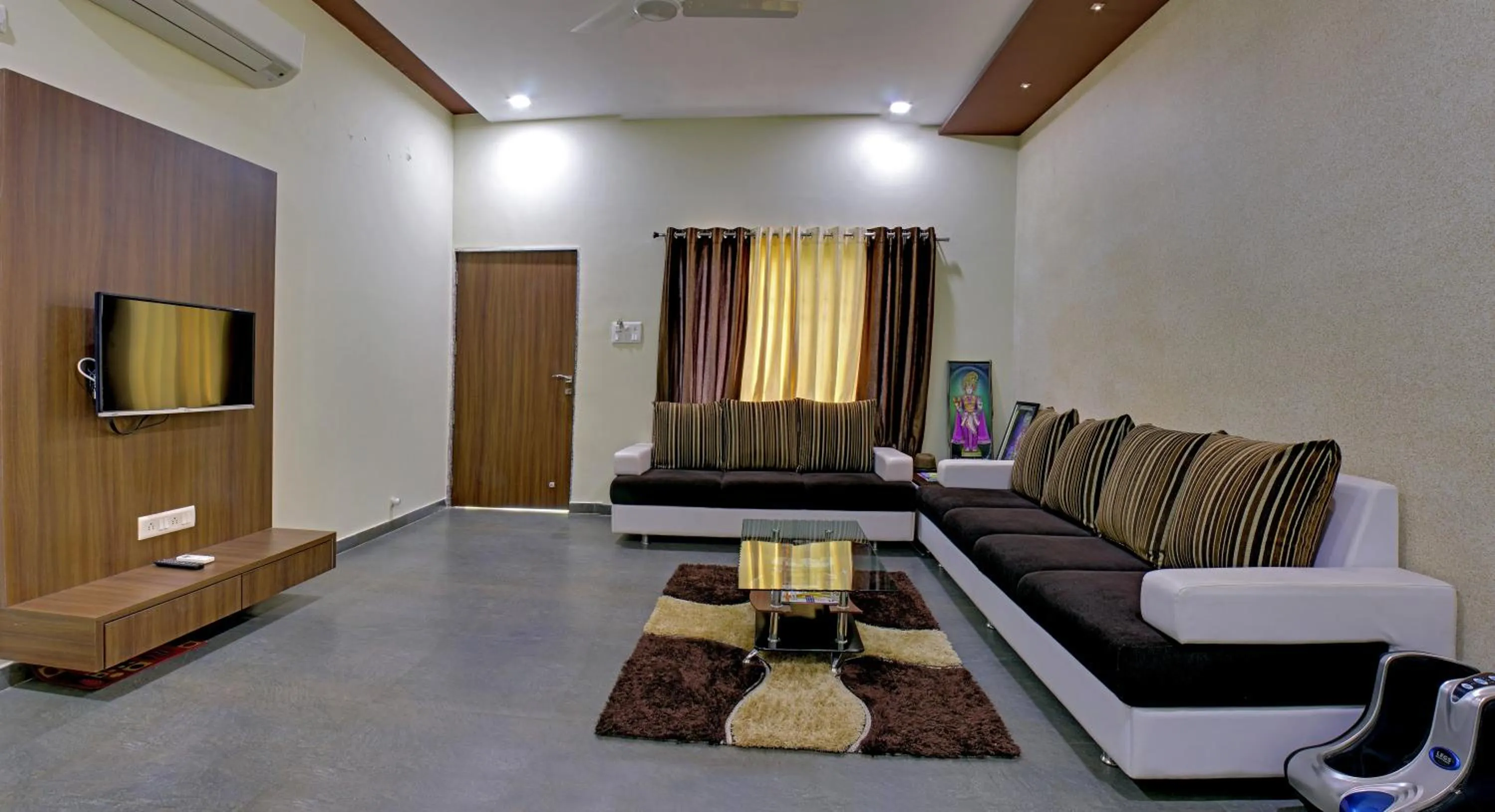 Living room in Vishal Lords Inn Gir Forest