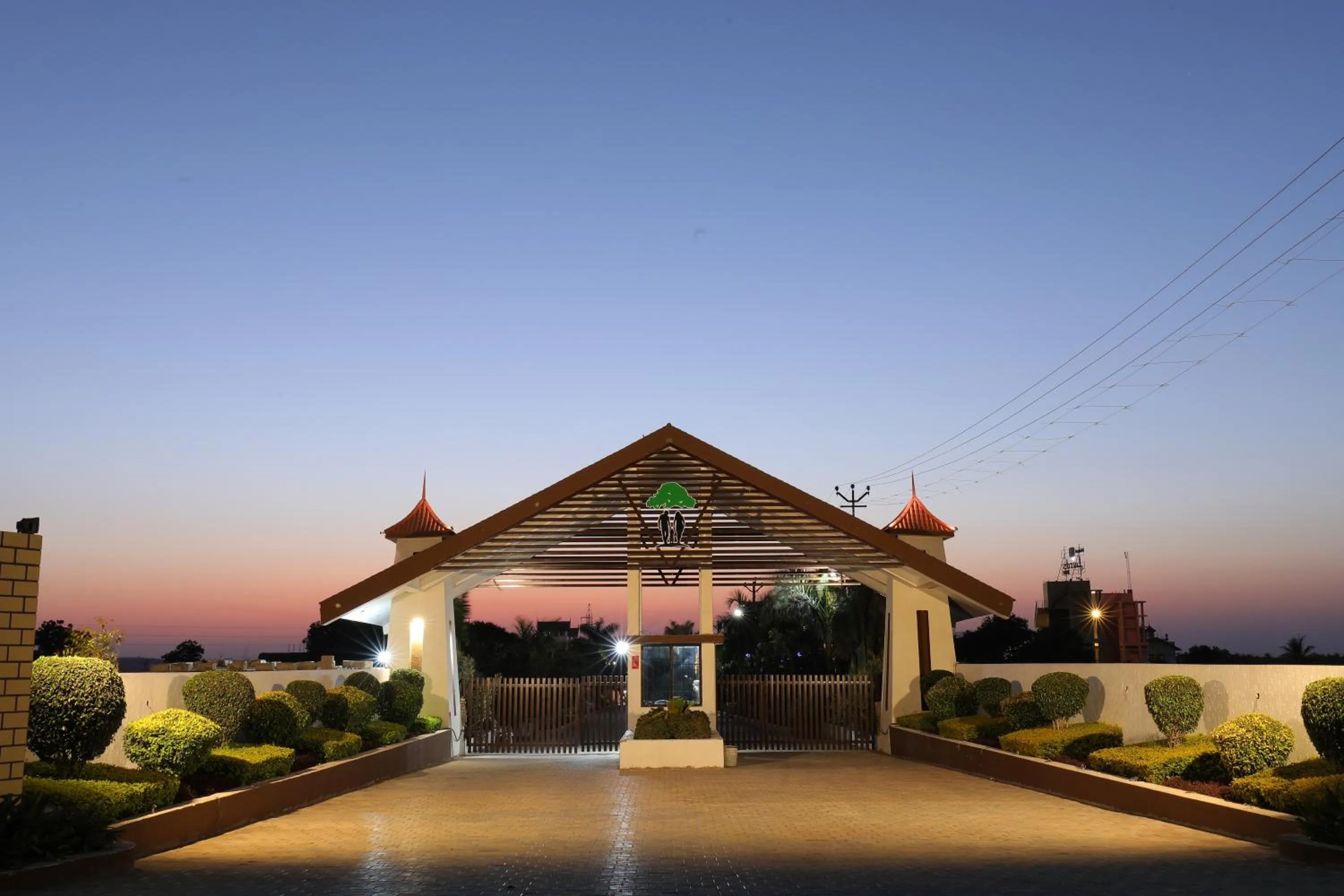 Facade/entrance in Vishal Lords Inn Gir Forest