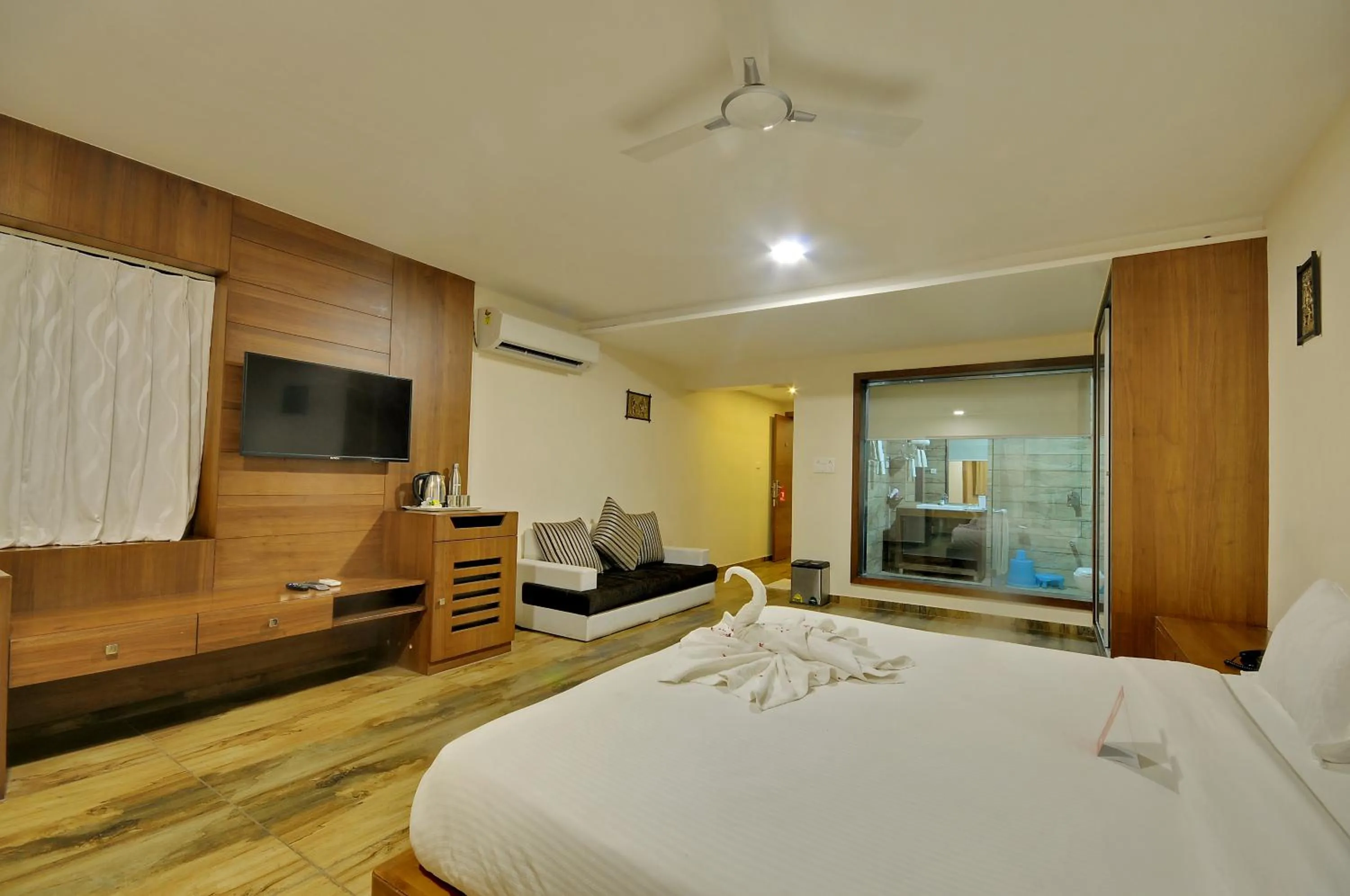 Photo of the whole room in Vishal Lords Inn Gir Forest