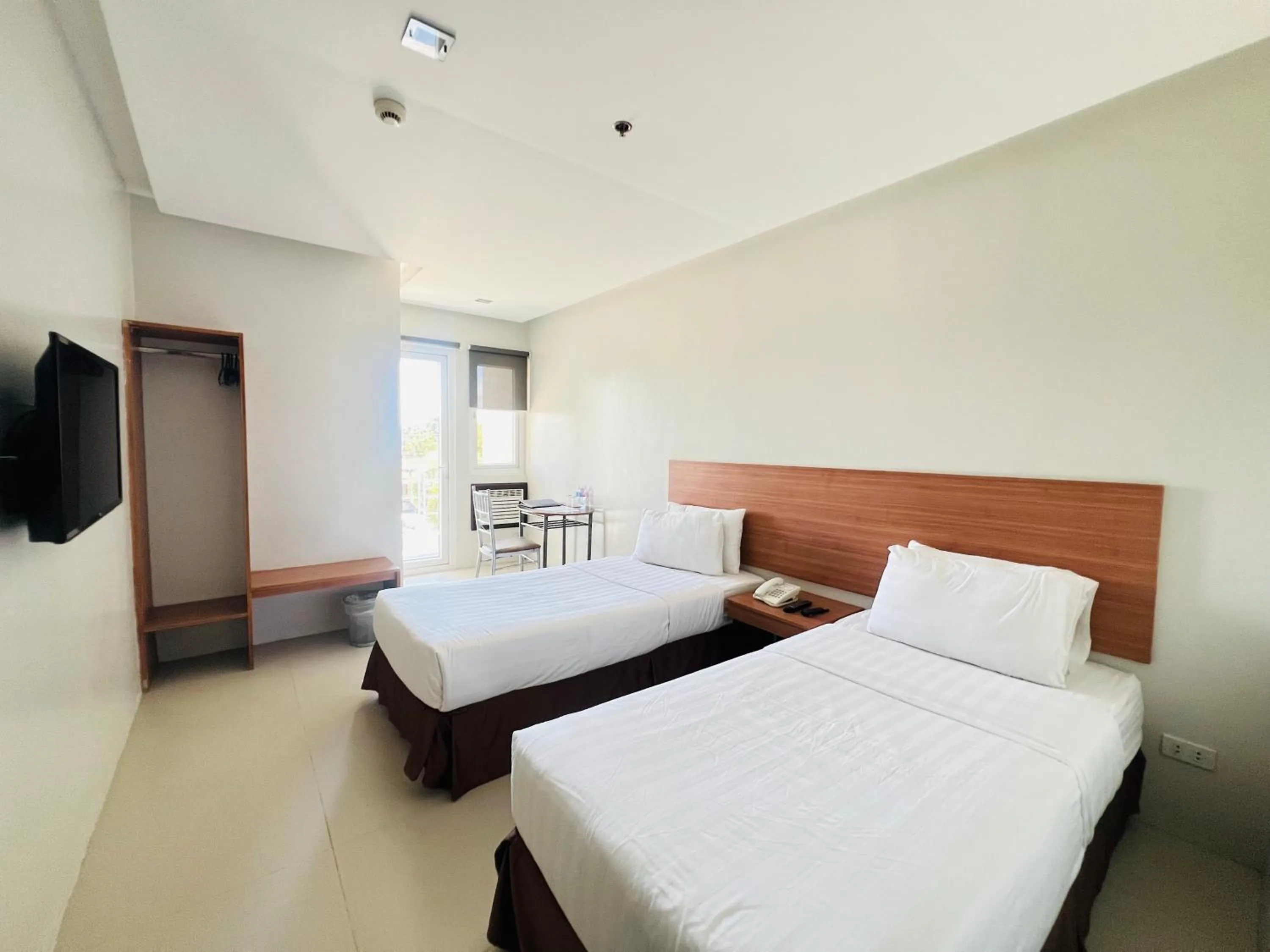 Bed in Mango Suites - Isabela