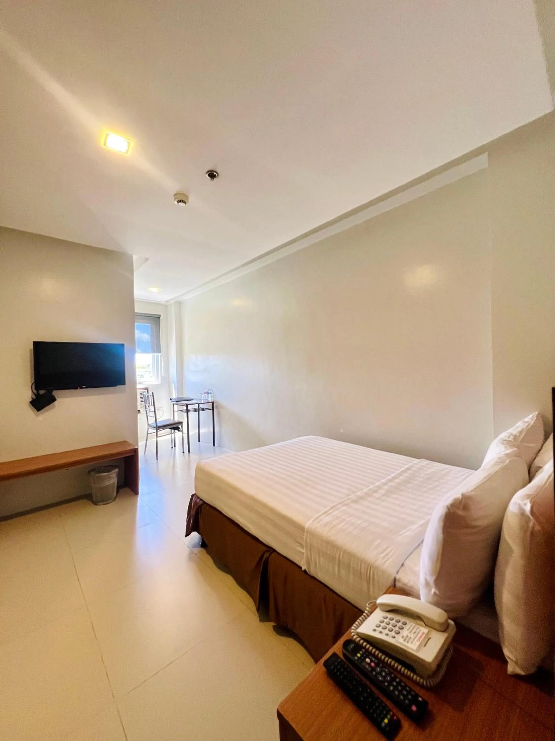 Bed in Mango Suites - Isabela