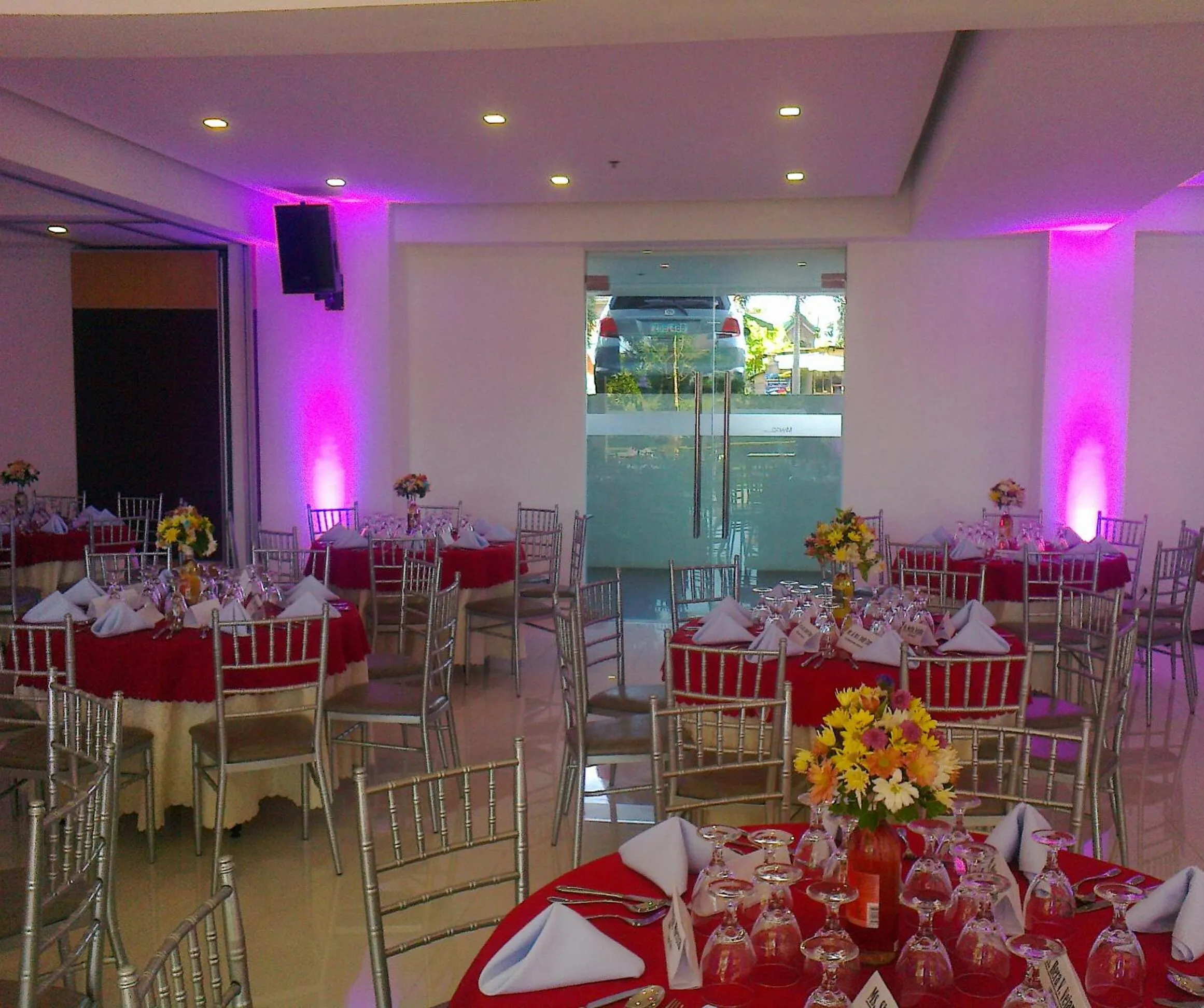 Business facilities in Mango Suites - Isabela