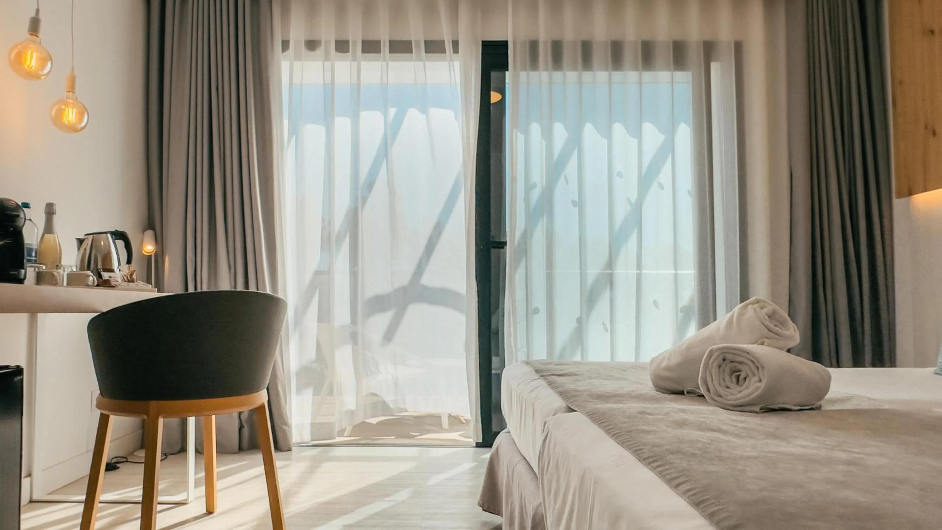 Photo of the whole room, Bed in Labranda Corralejo Village