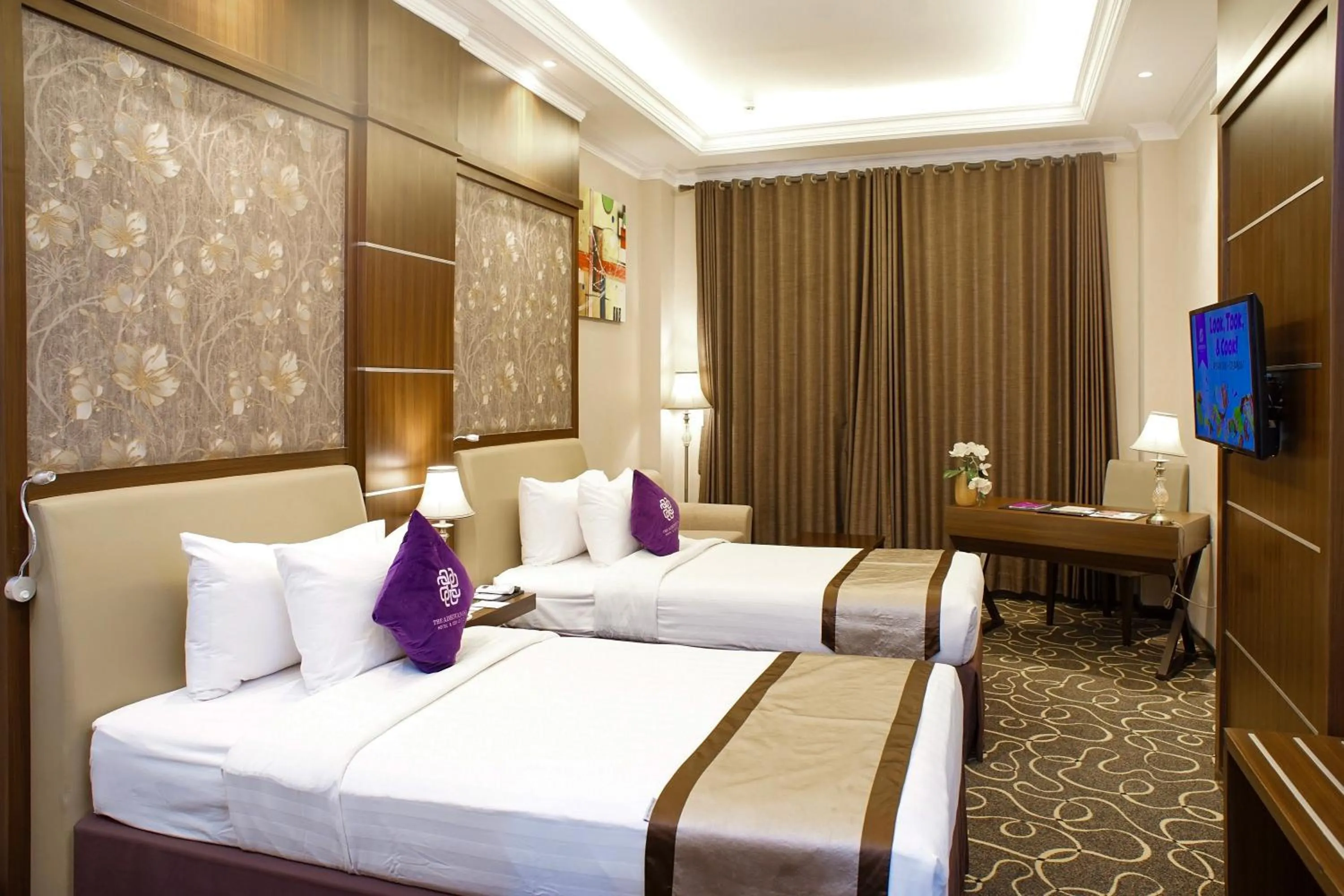 Bedroom, Bed in Adhiwangsa Hotel