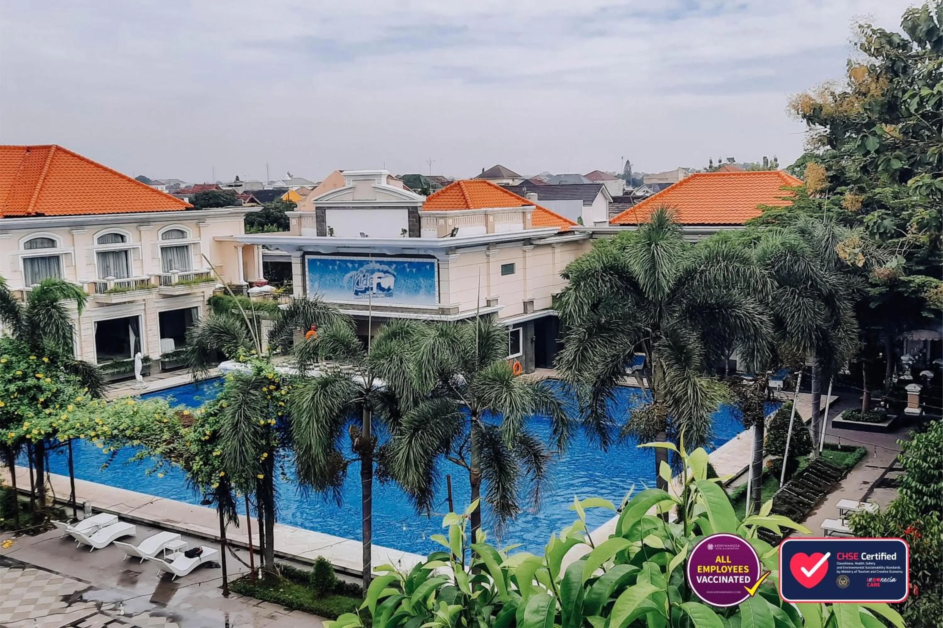 Property building in Adhiwangsa Hotel