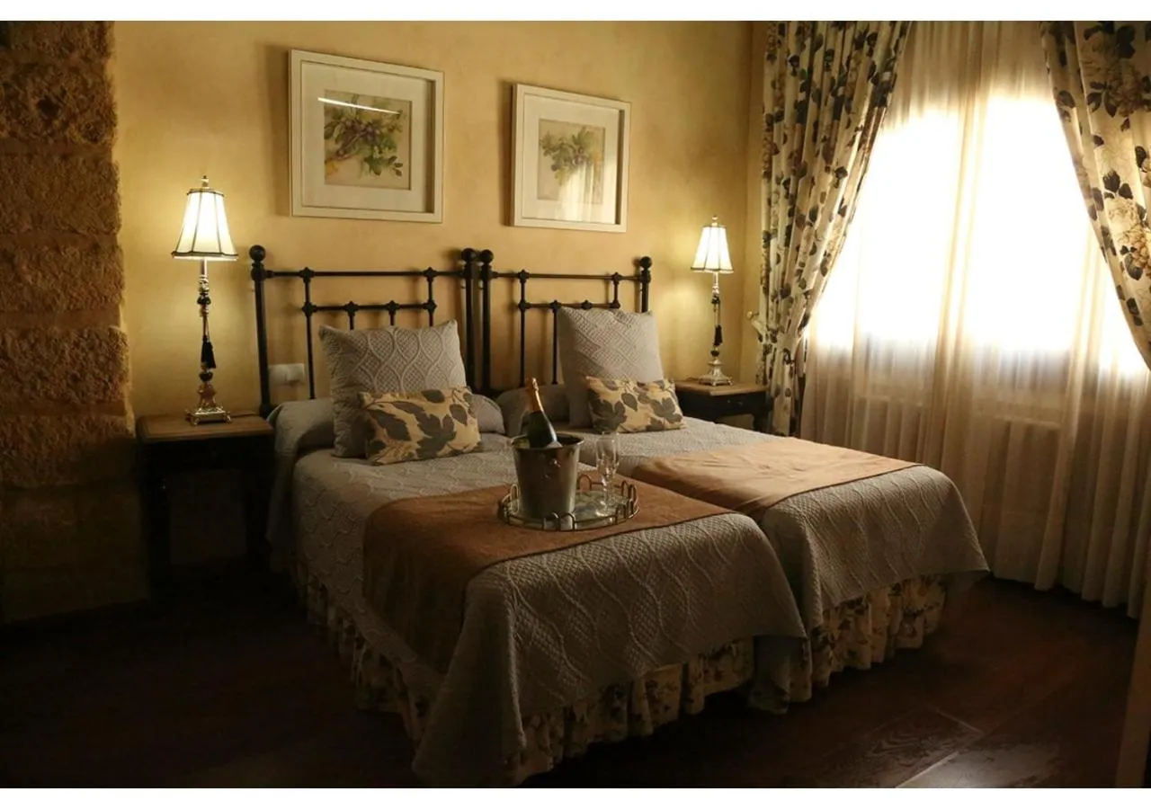 Decorative detail, Bed in La Casona de Calderón Gastronomic & Boutique Hotel