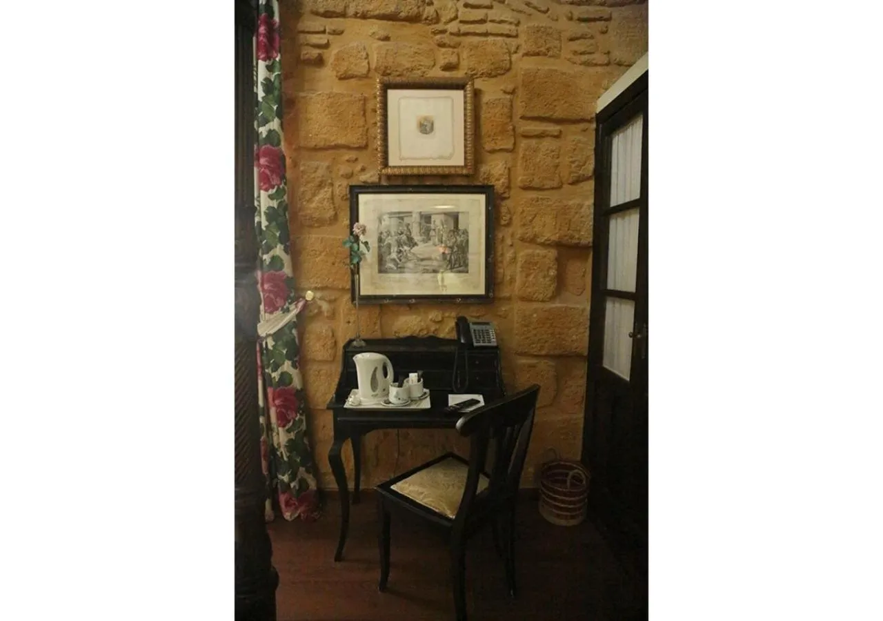 Decorative detail in La Casona de Calderón Gastronomic & Boutique Hotel