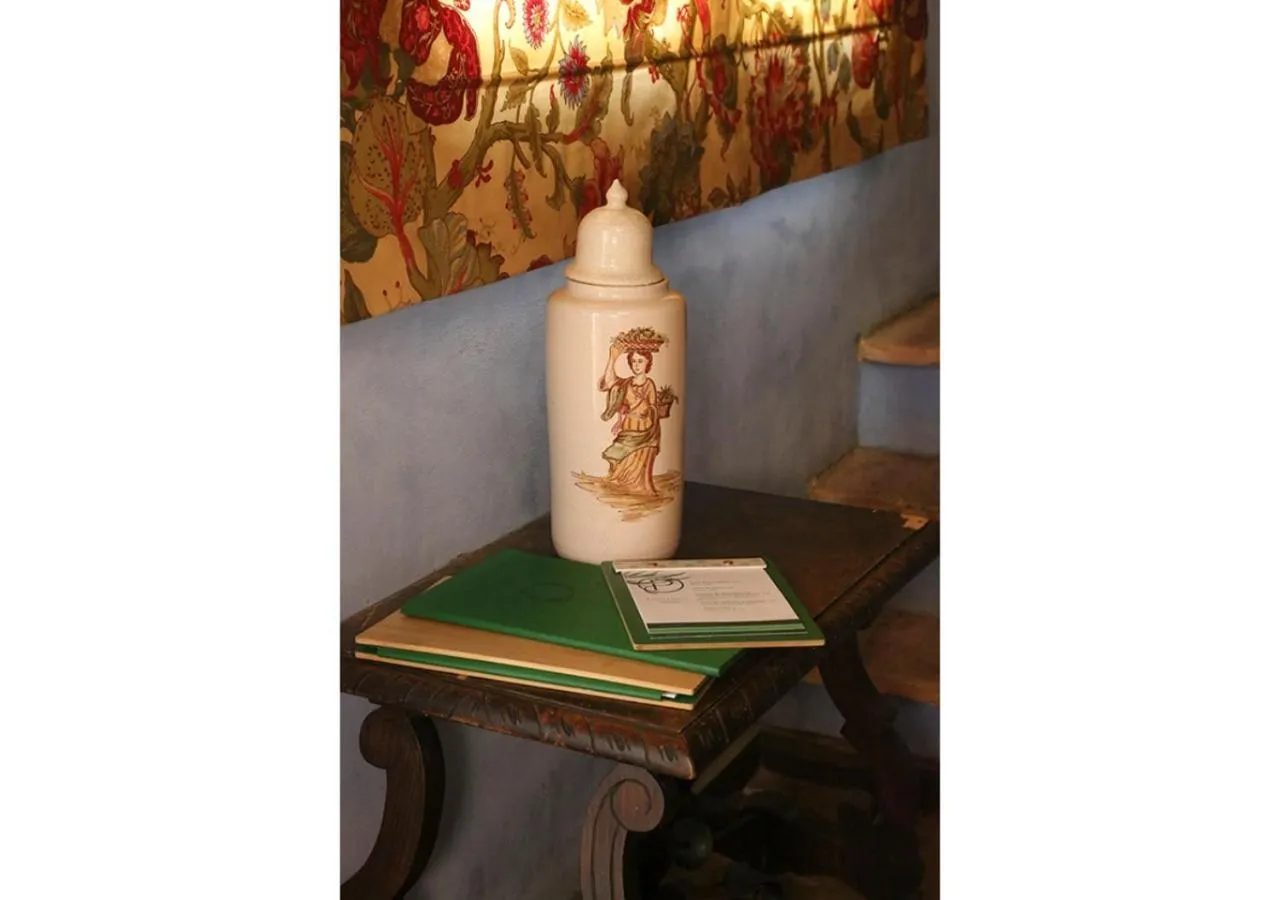 Decorative detail in La Casona de Calderón Gastronomic & Boutique Hotel