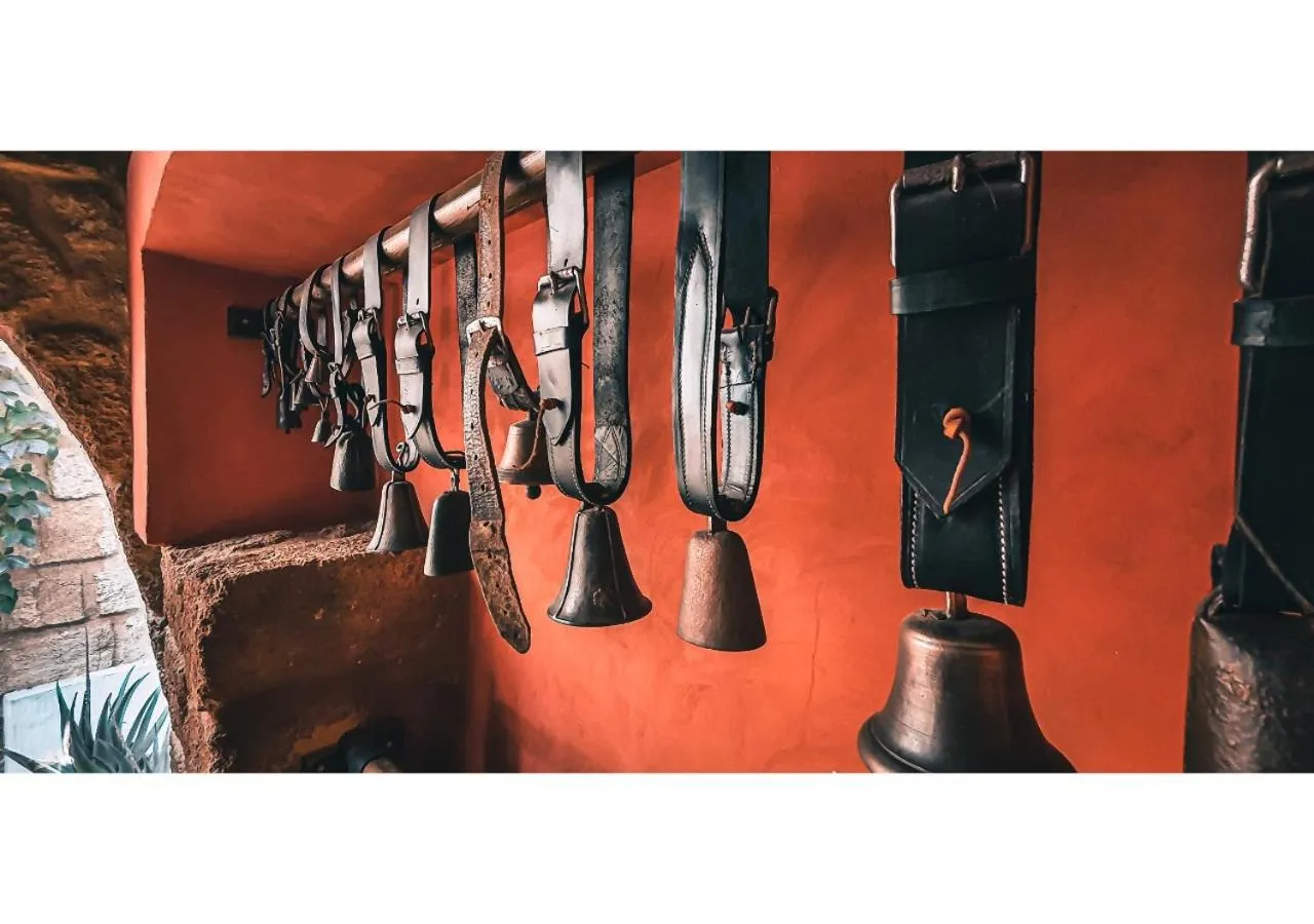 Decorative detail in La Casona de Calderón Gastronomic & Boutique Hotel