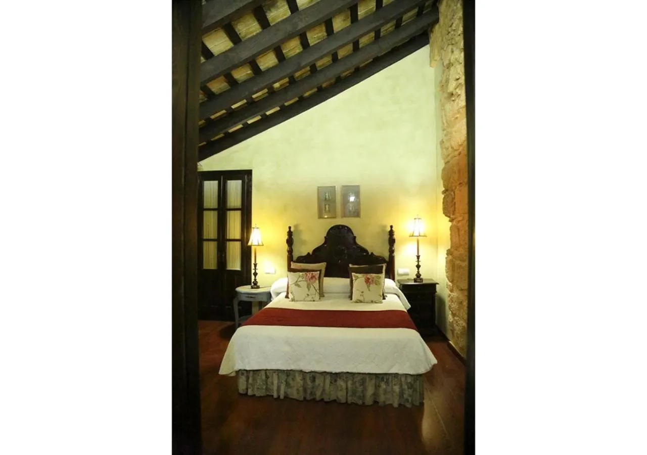 Decorative detail, Bed in La Casona de Calderón Gastronomic & Boutique Hotel