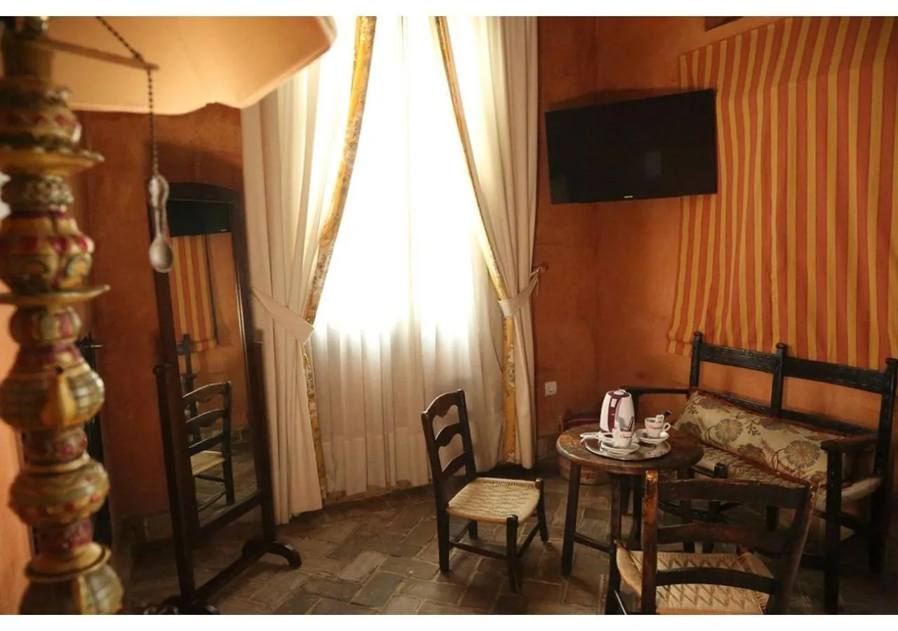 Decorative detail in La Casona de Calderón Gastronomic & Boutique Hotel