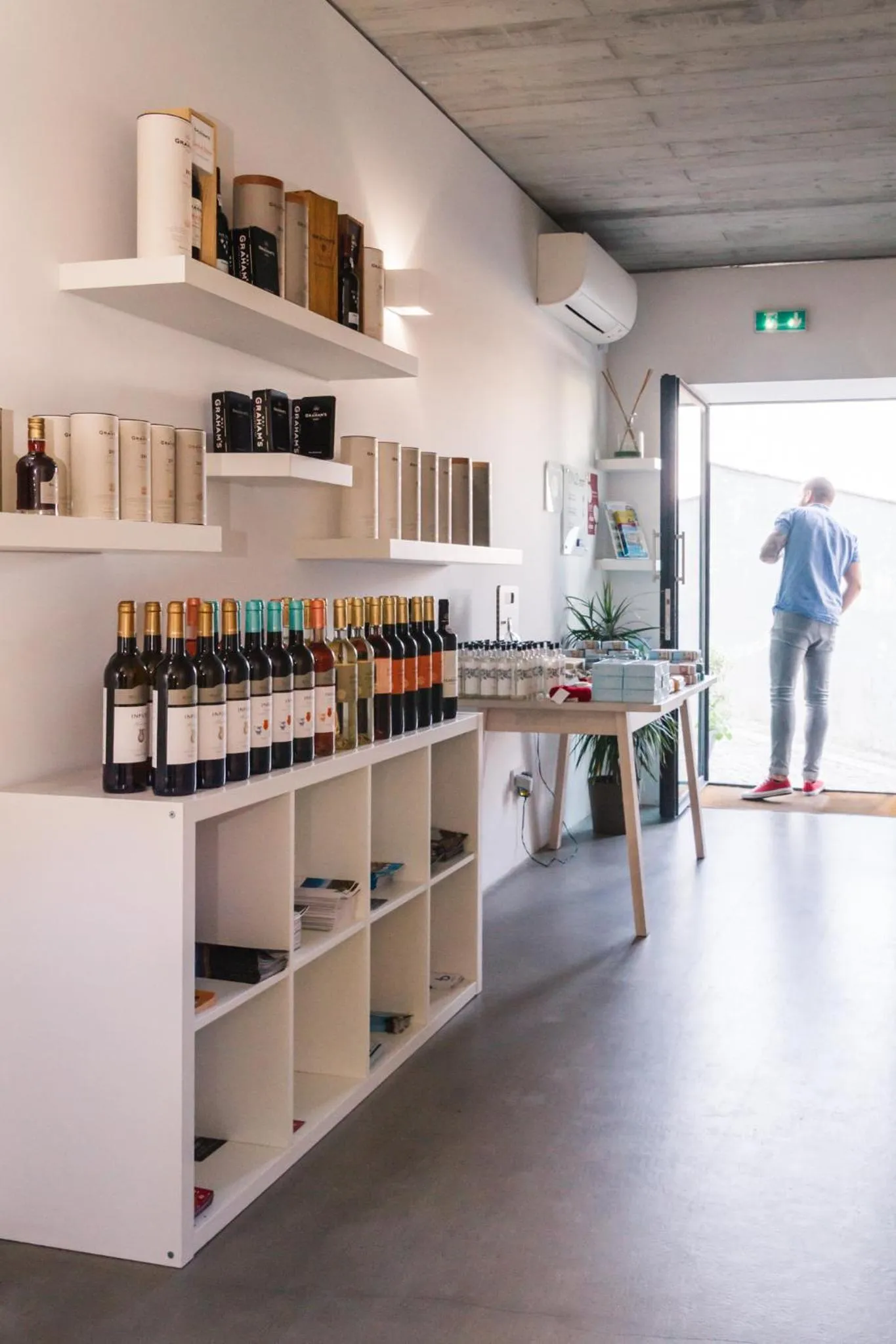 Property building in Oh! Porto Apartments