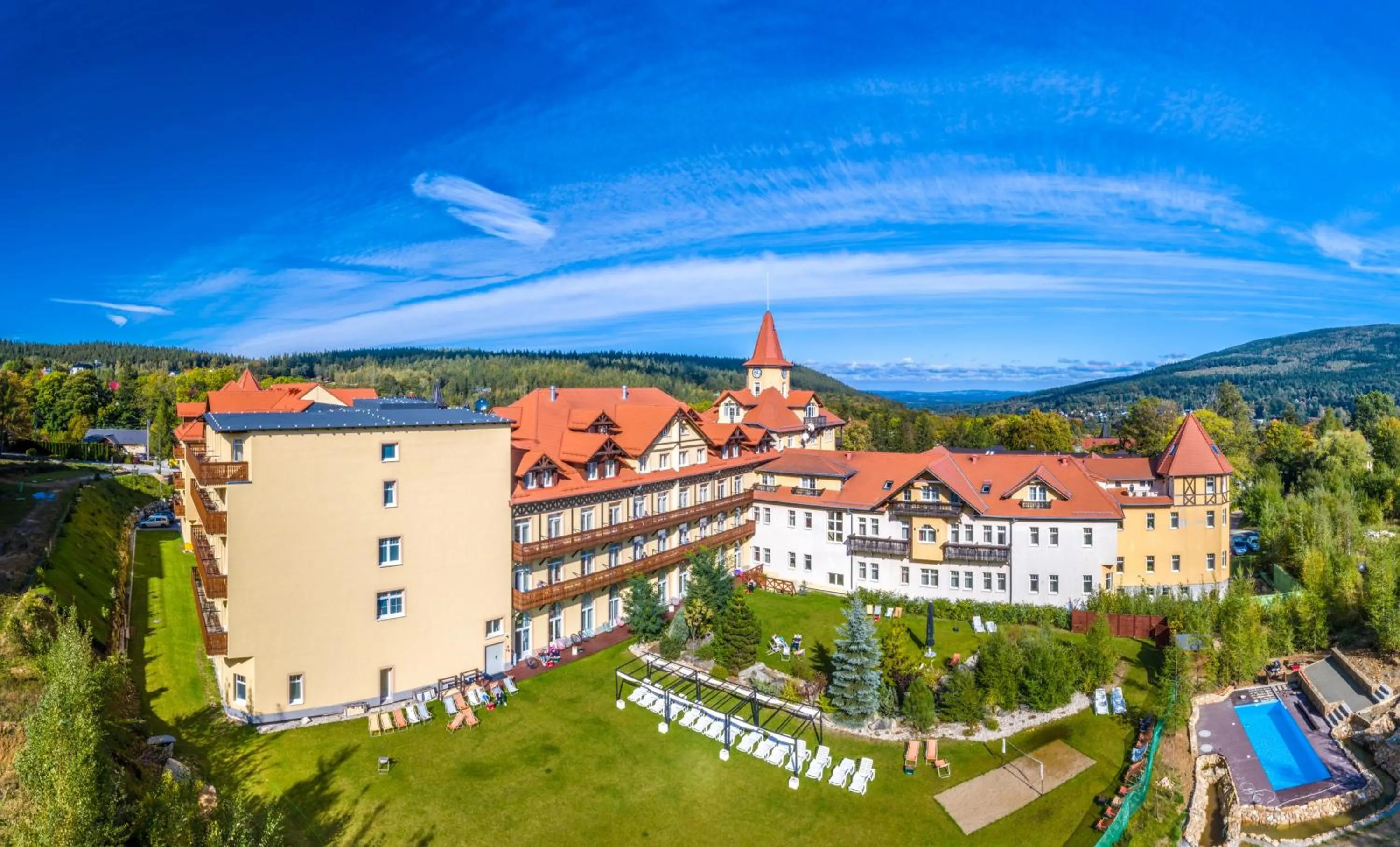 St Lukas Medical & SPA