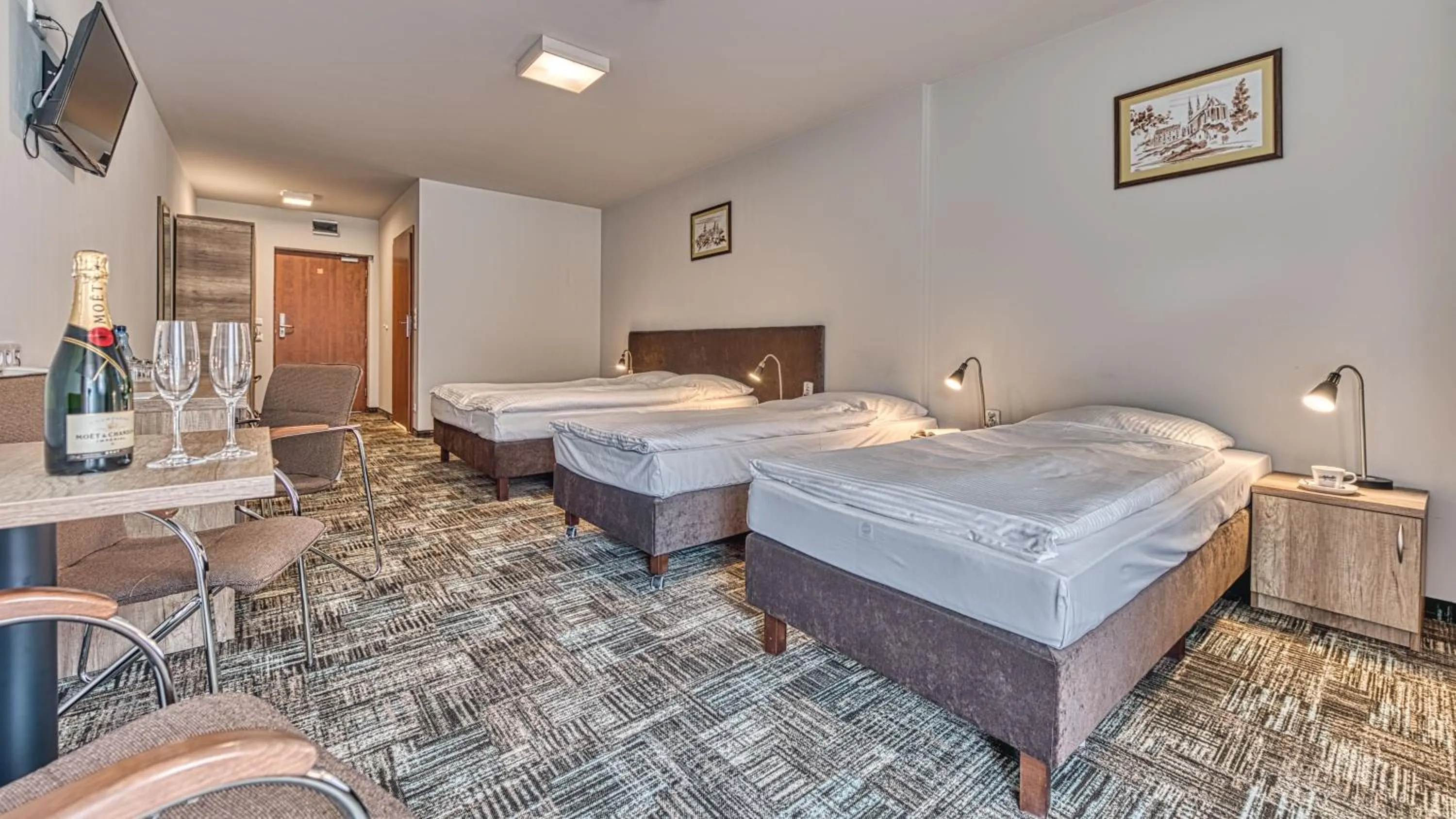 Bed in St Lukas Medical & SPA