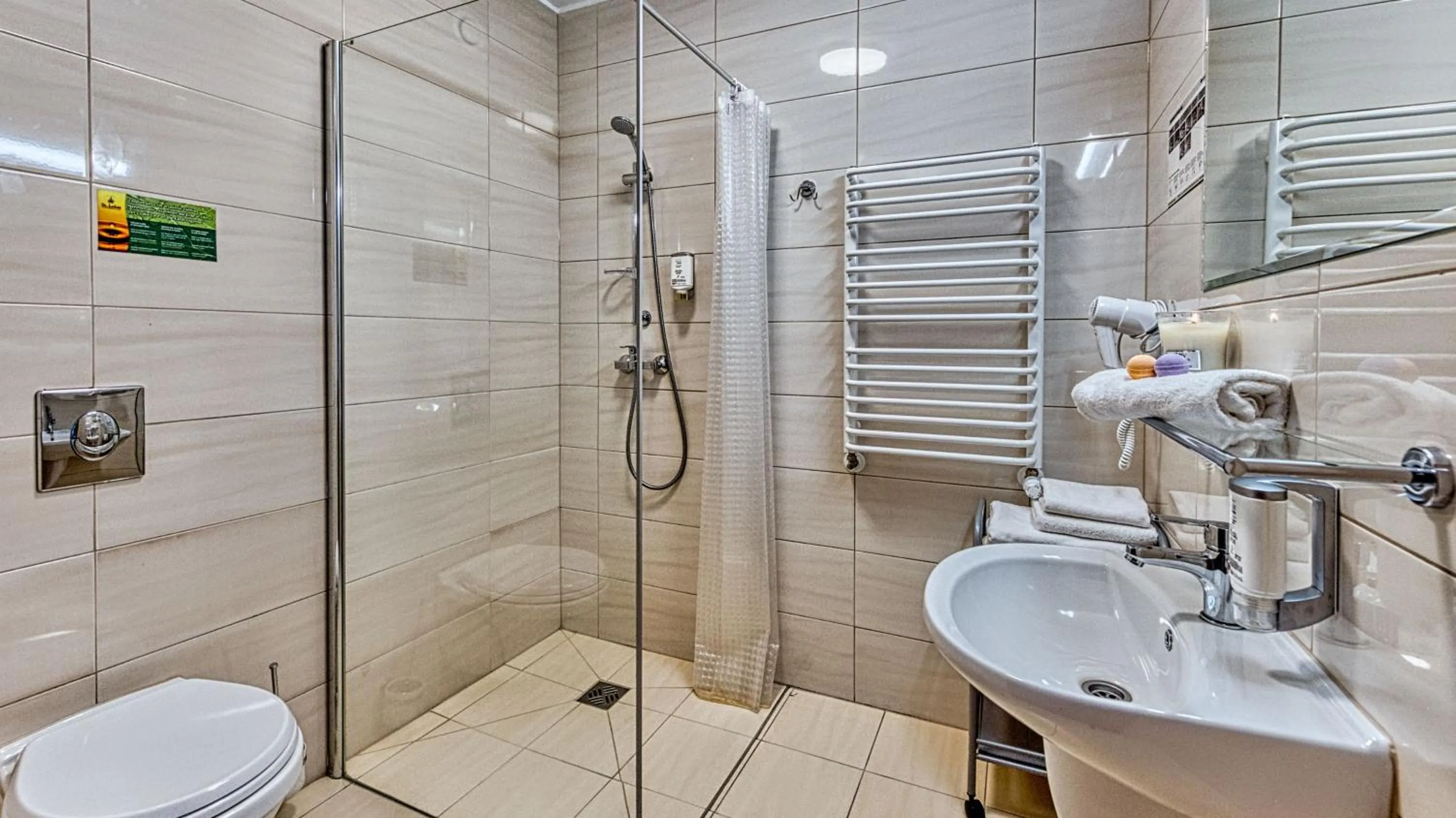 St Lukas Medical & SPA