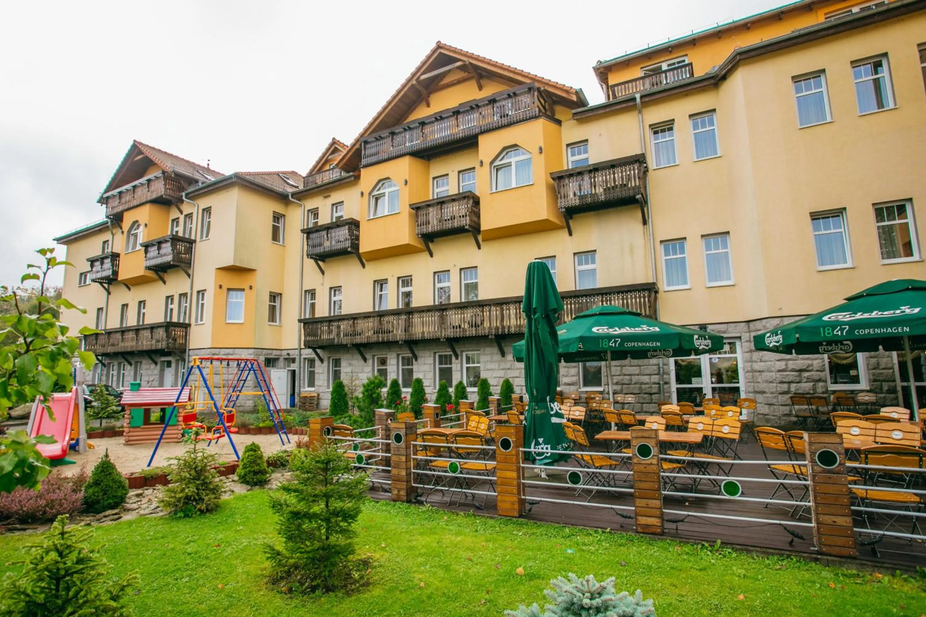 Garden in St Lukas Medical & SPA