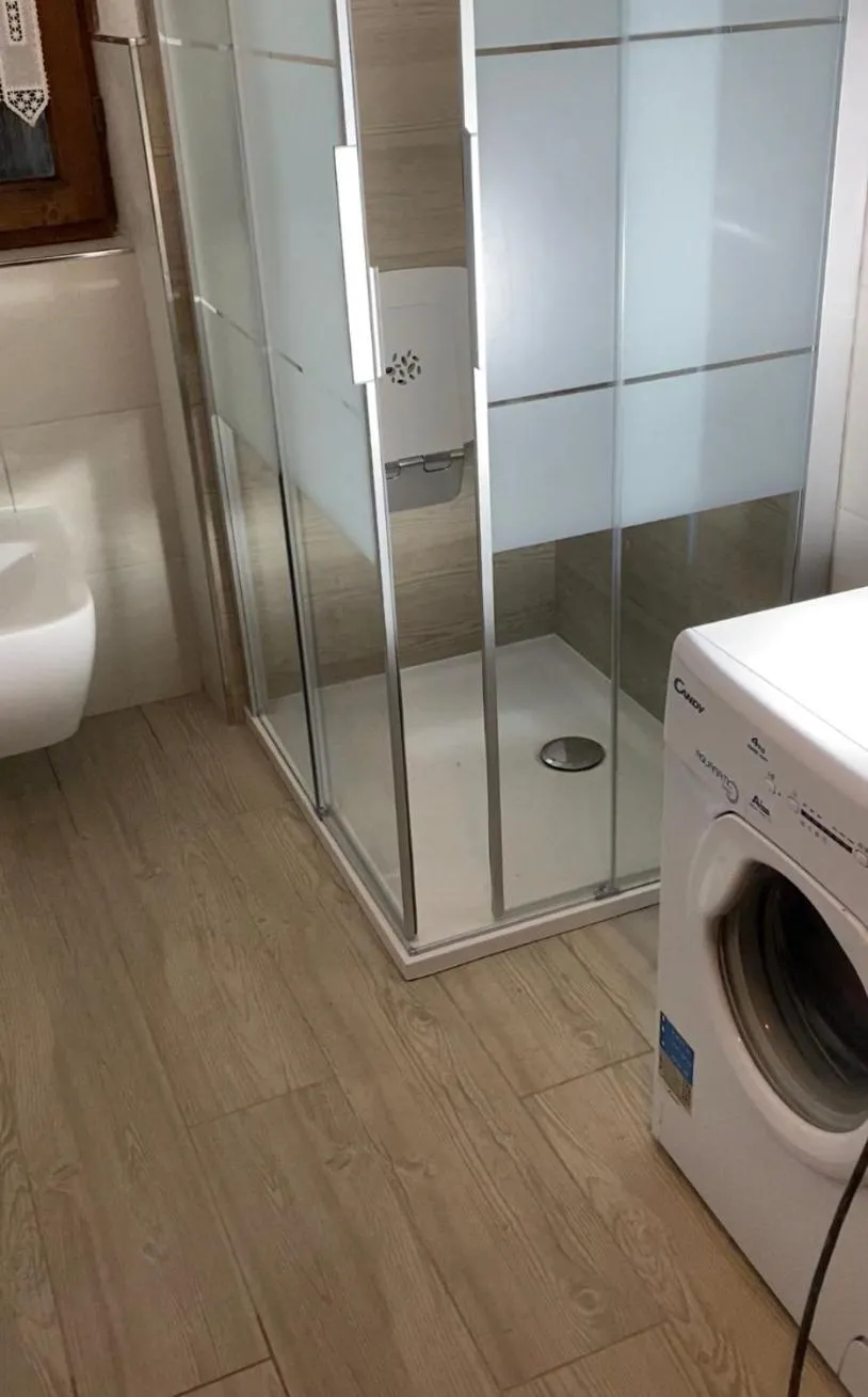 Bathroom in Almida