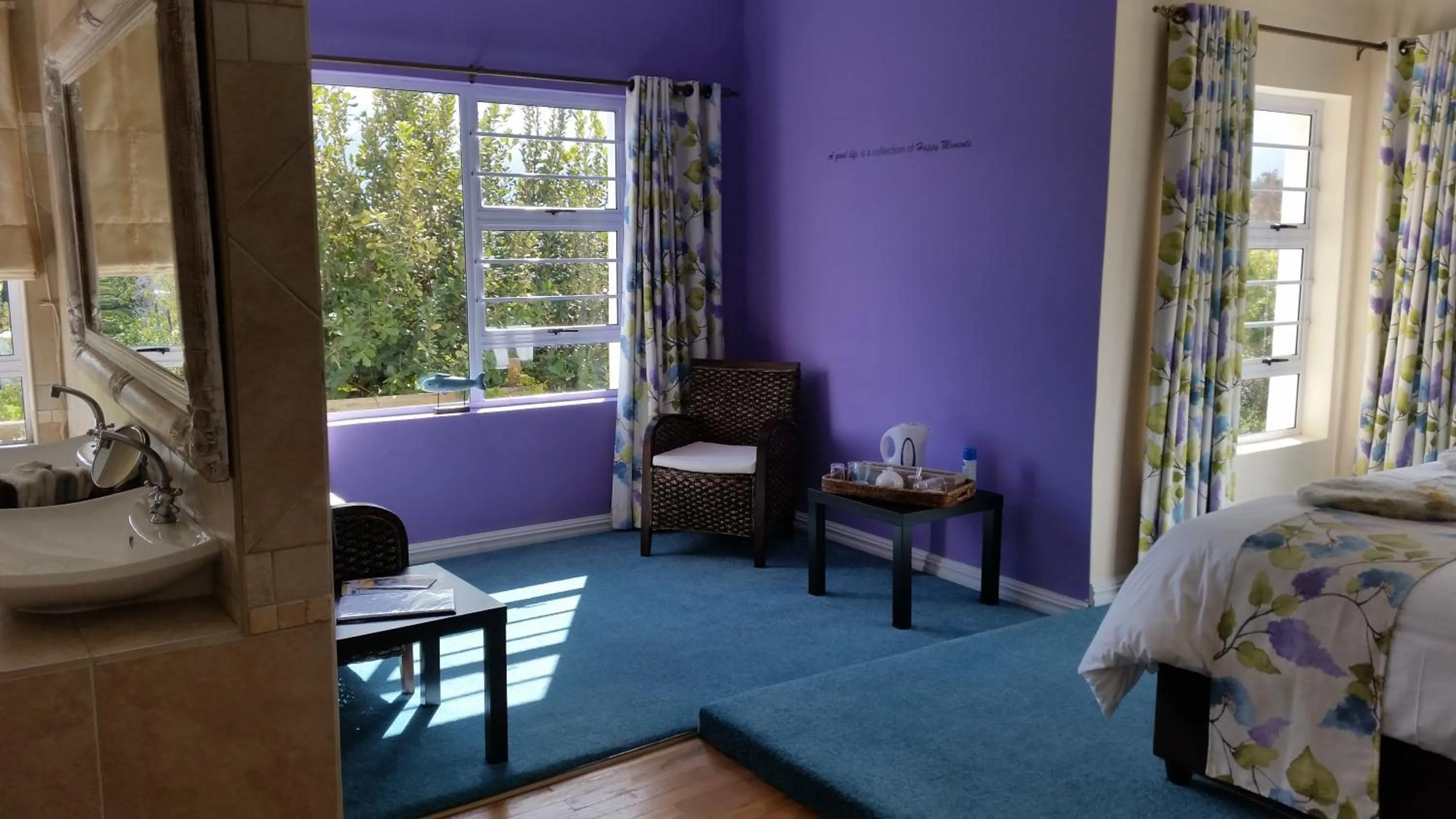 Bed in African Tulip Guesthouse