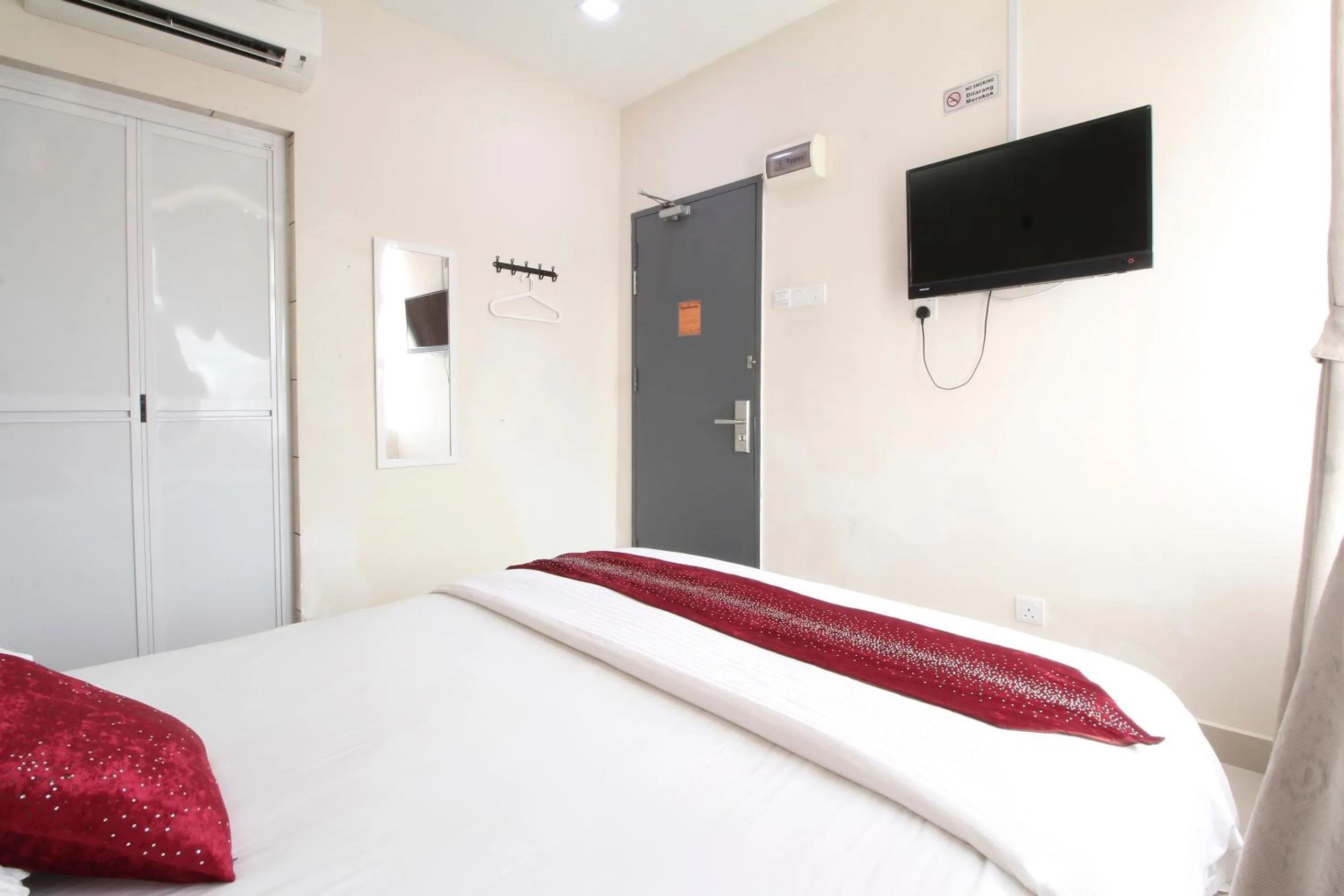 Bed in Mimilala Hotel @ i-City, Shah Alam