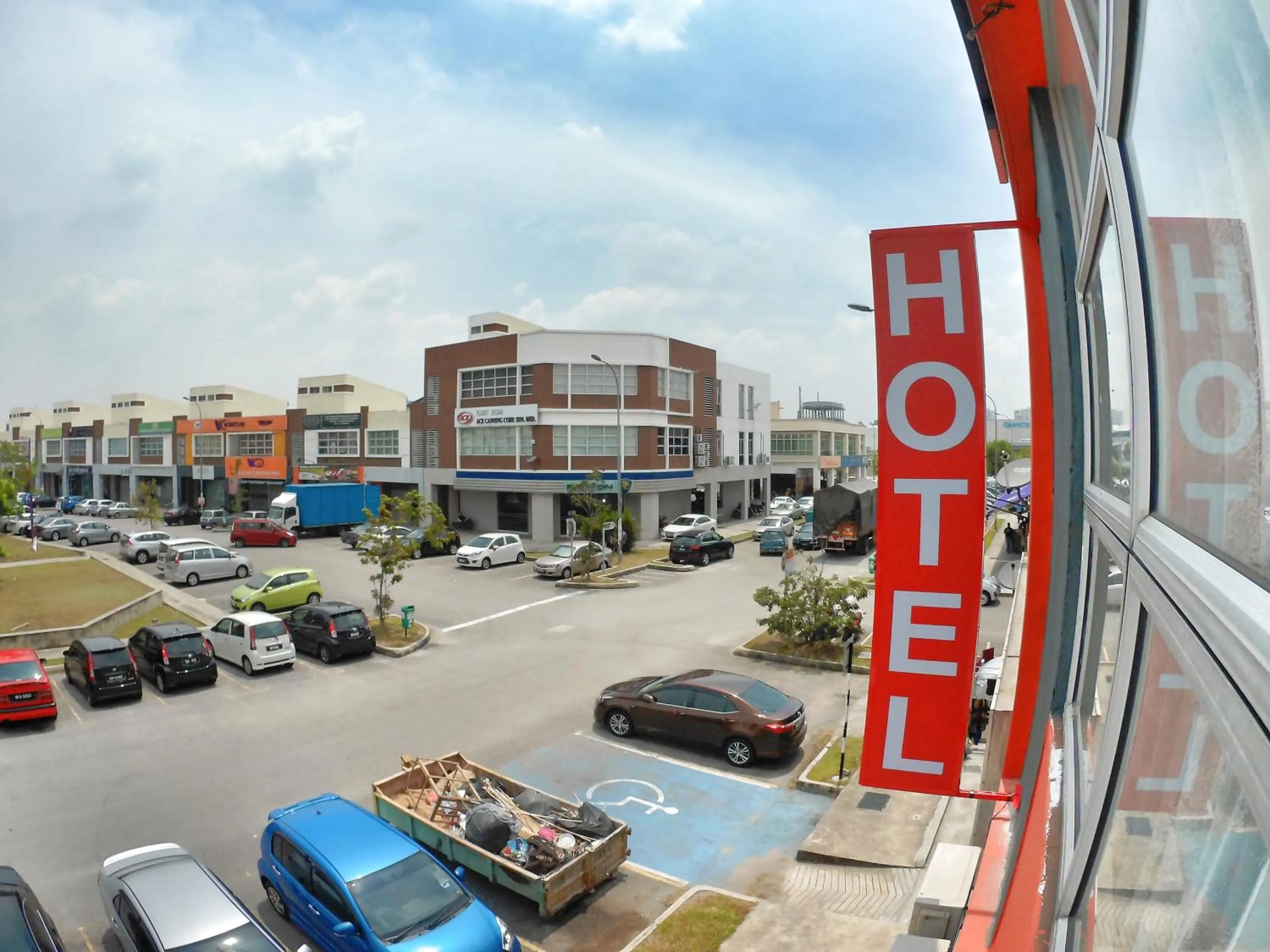 Area and facilities in Mimilala Hotel @ i-City, Shah Alam