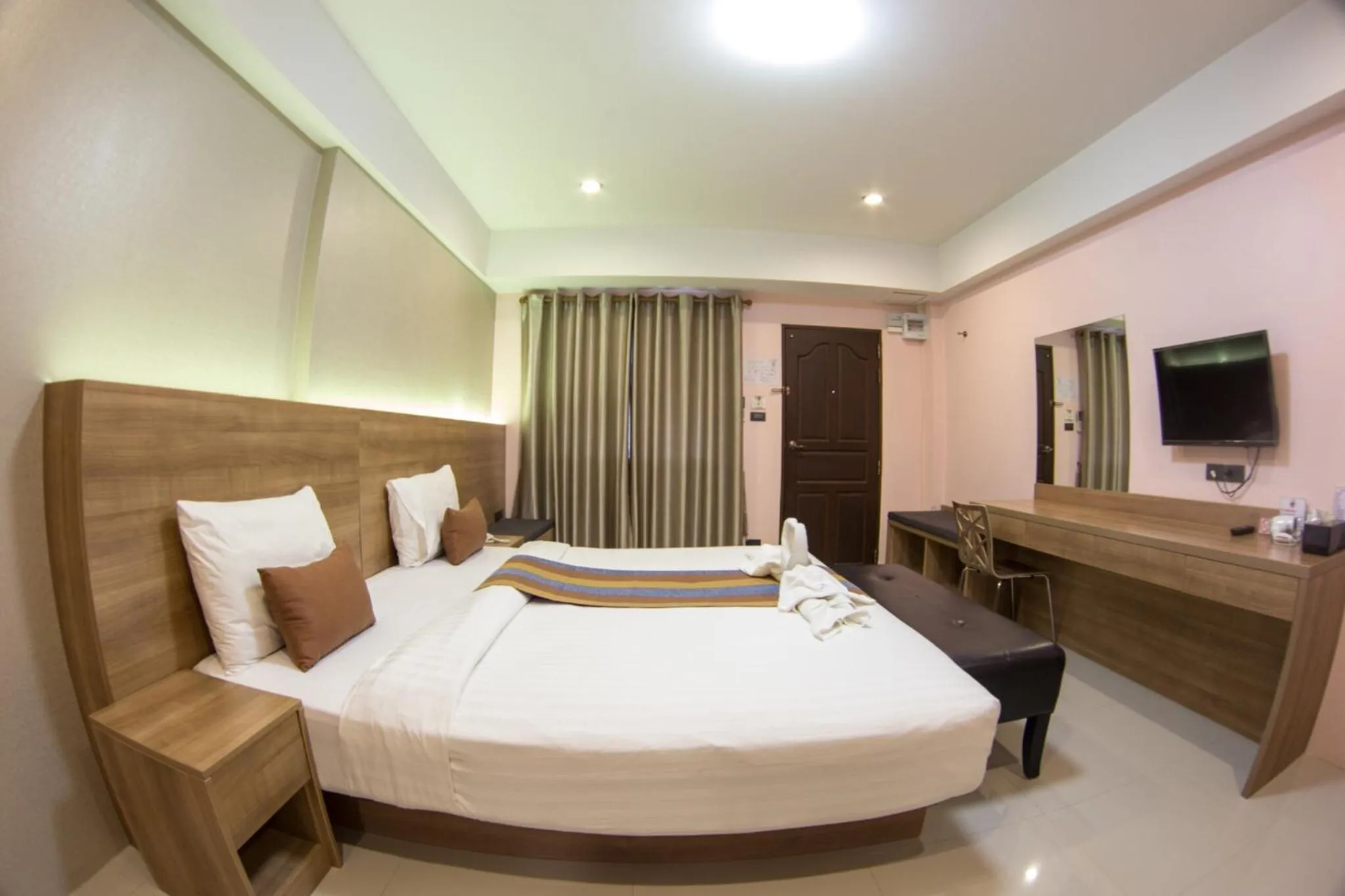 Bed in Unity Hotel