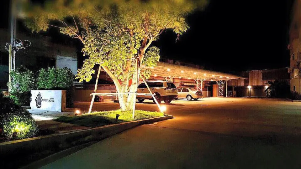 Facade/entrance in Unity Hotel