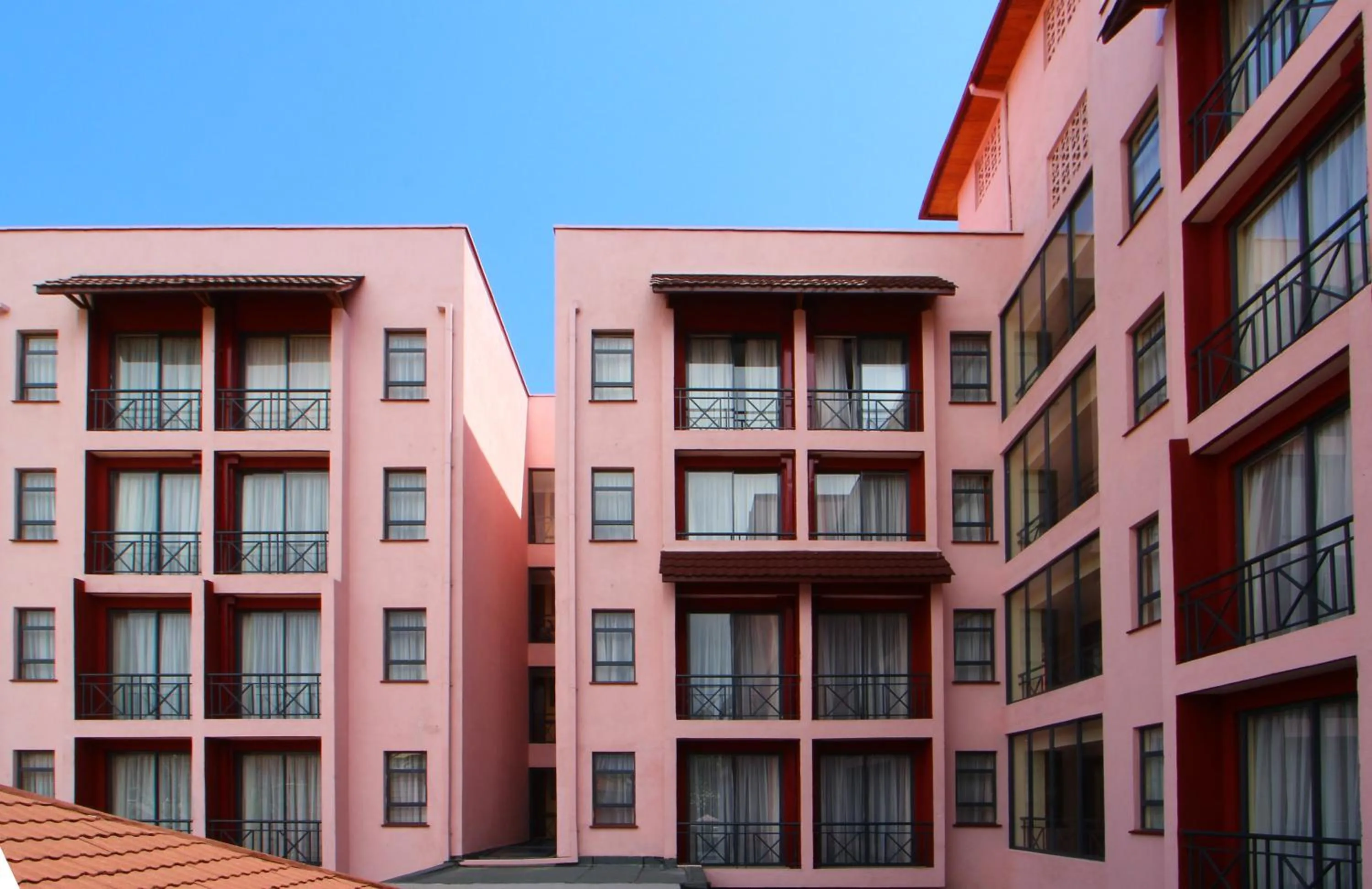 Property building in Vittoria Suites