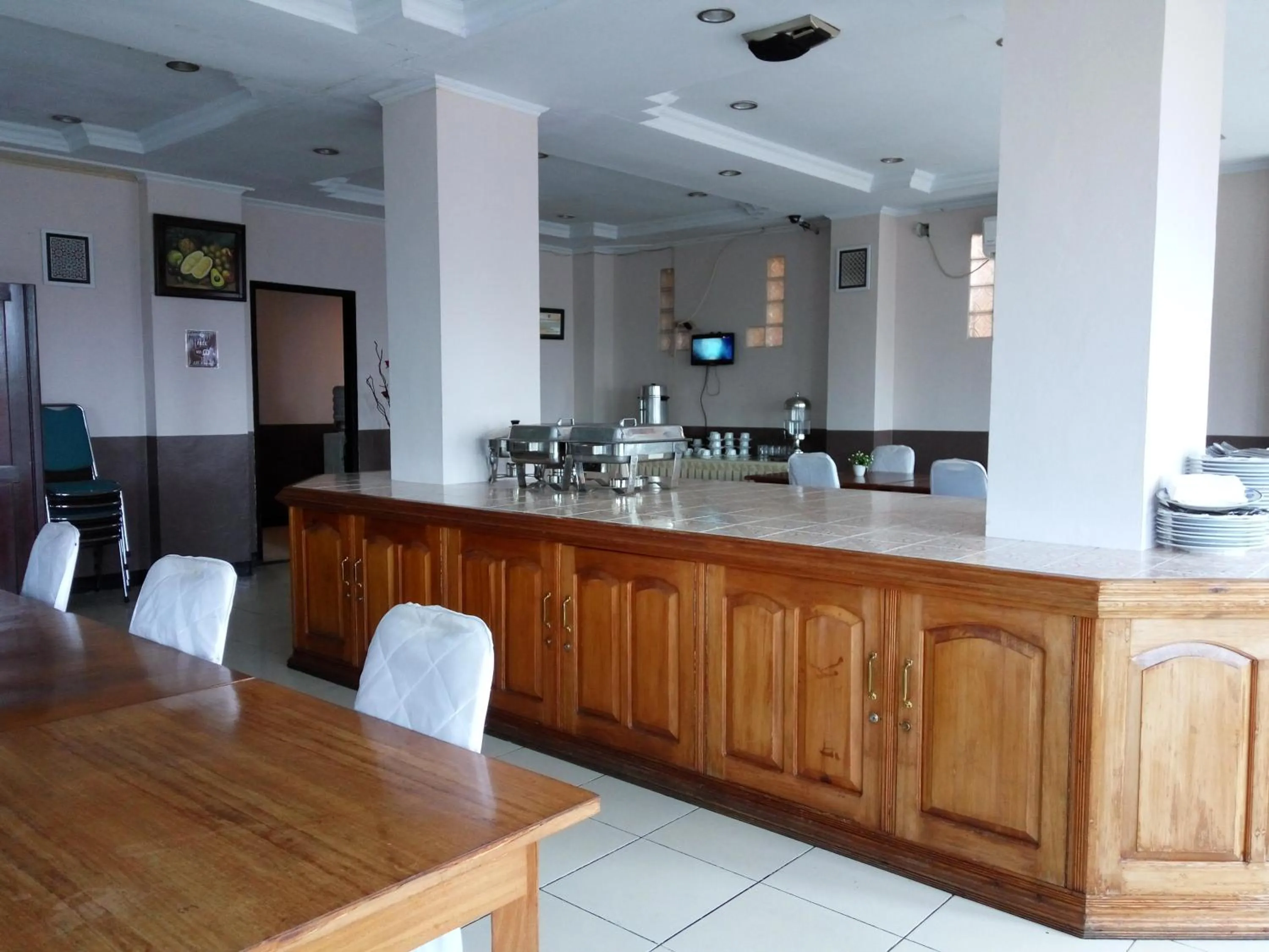 Restaurant/places to eat in RedDoorz Syariah at Grand Taufiq Tarakan
