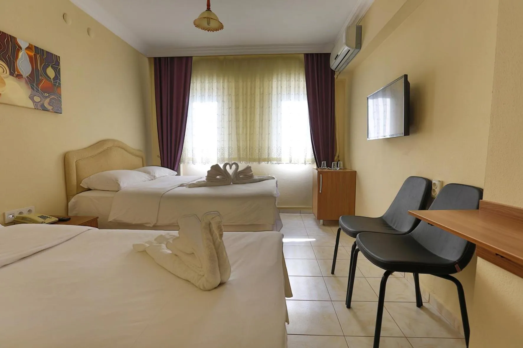 Photo of the whole room, Bed in Gizem Pansiyon