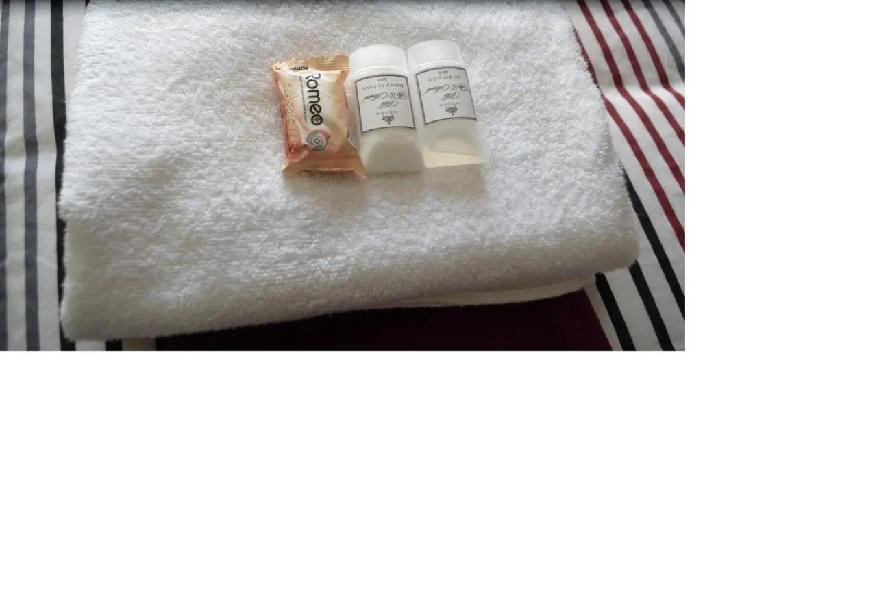 Bed in Royal Olympia Lodges and Safaris Livingstone