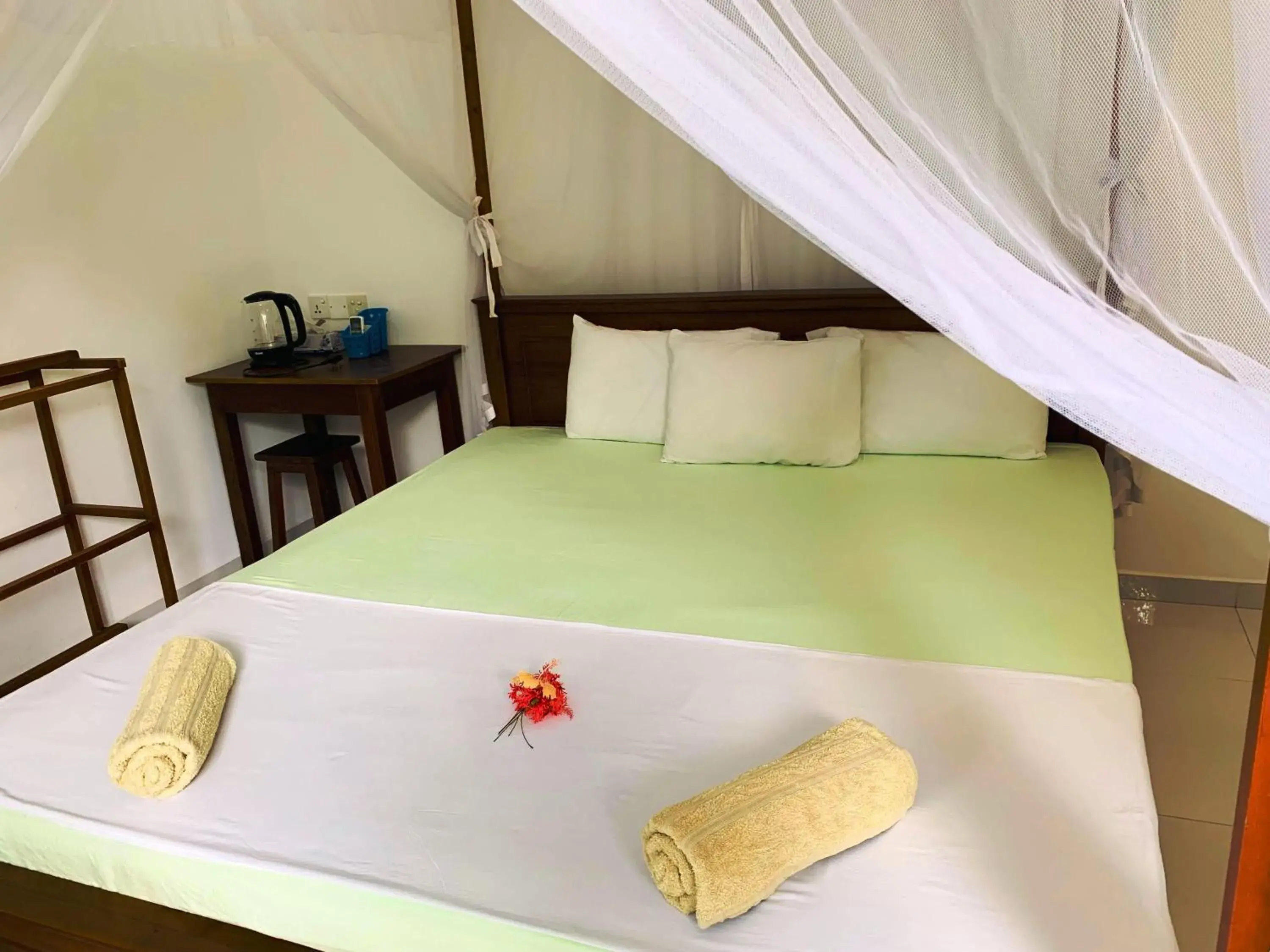 Deluxe Double Room with Balcony in Era Holiday House Deluxe Double Room with Balcony in Era Holiday House