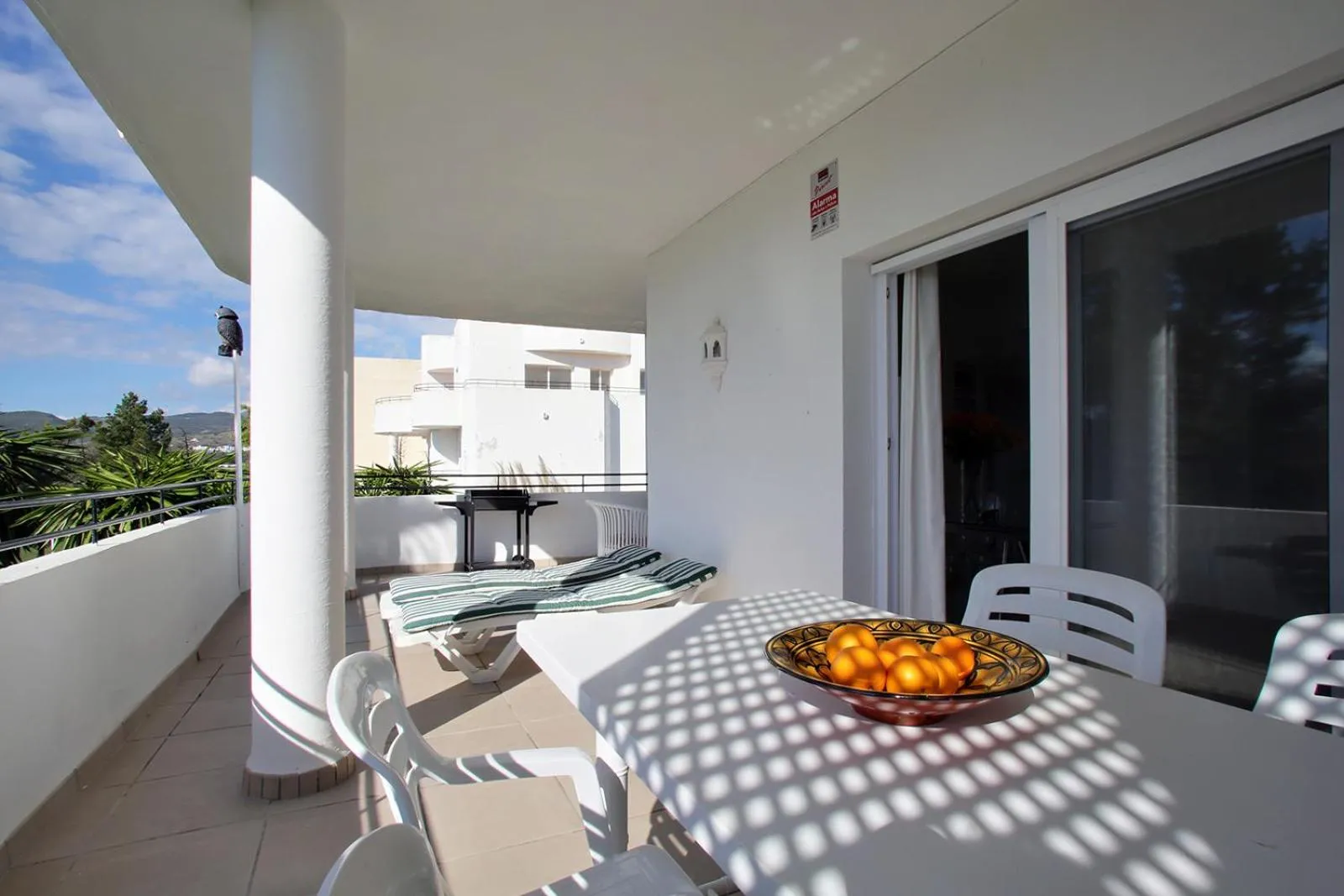 Sunny Golf Apartment