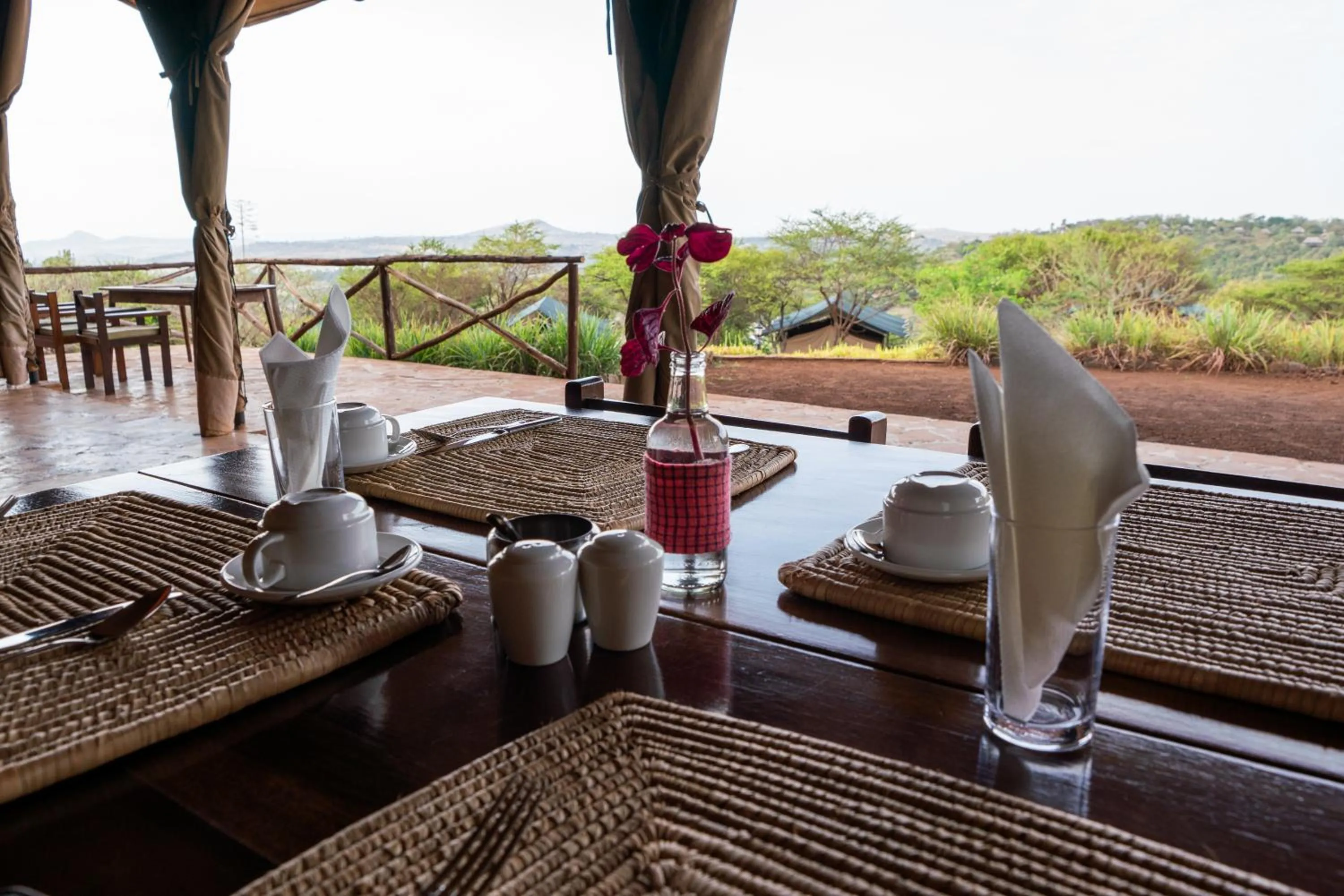 Restaurant/places to eat in Pembeni Rhotia