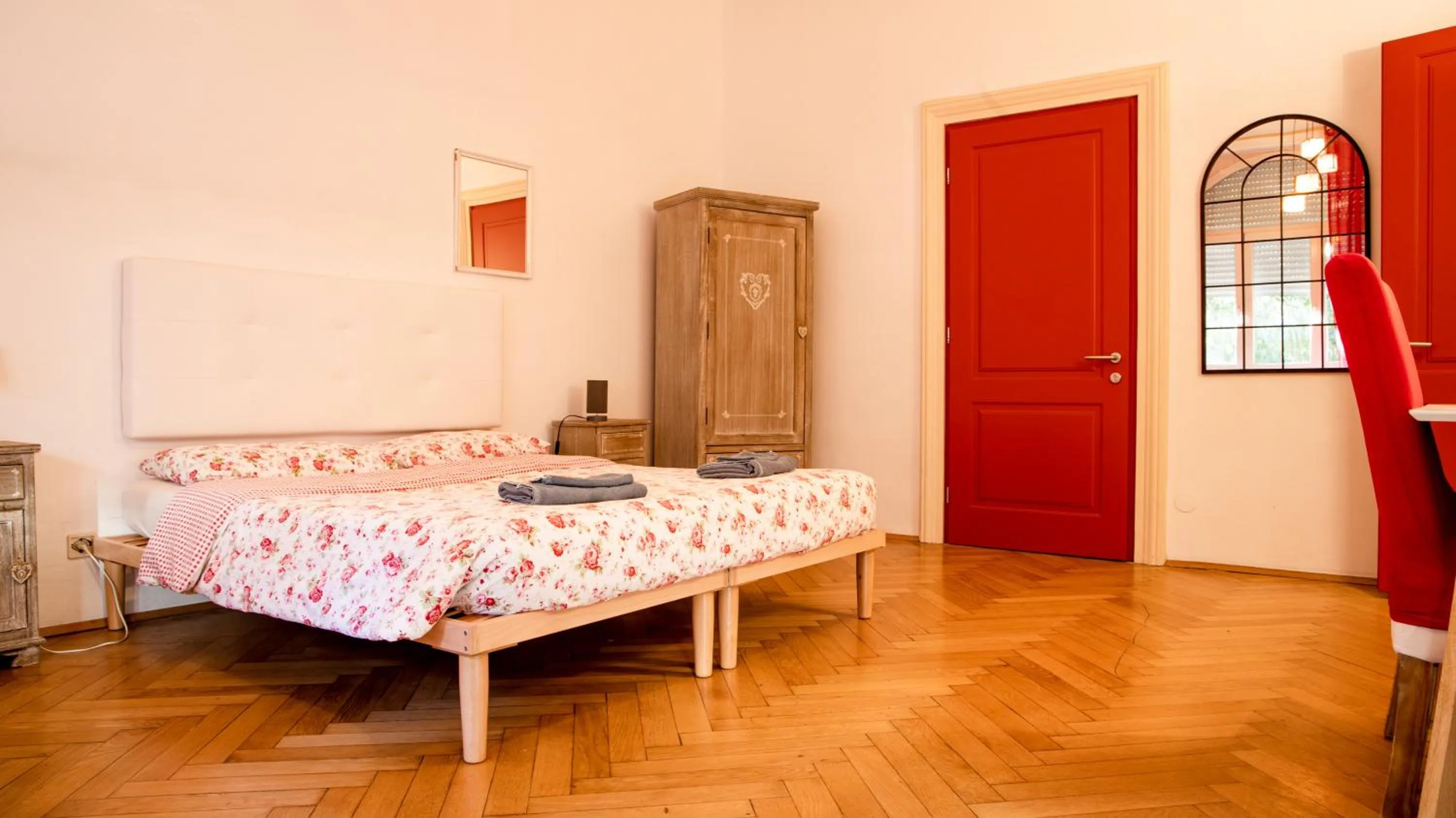 Bedroom, Bed in Bolzano Rooms